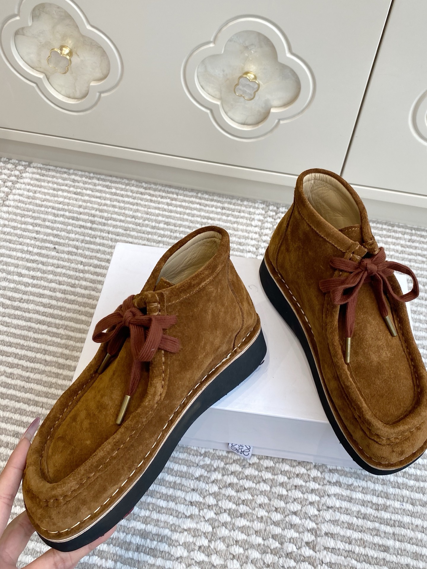 “Round-Head Lovers Derby Shoes: Cow-Skin, Mokasin Tips, Comfortable Fit, Sizes 35-45” - 图片 4