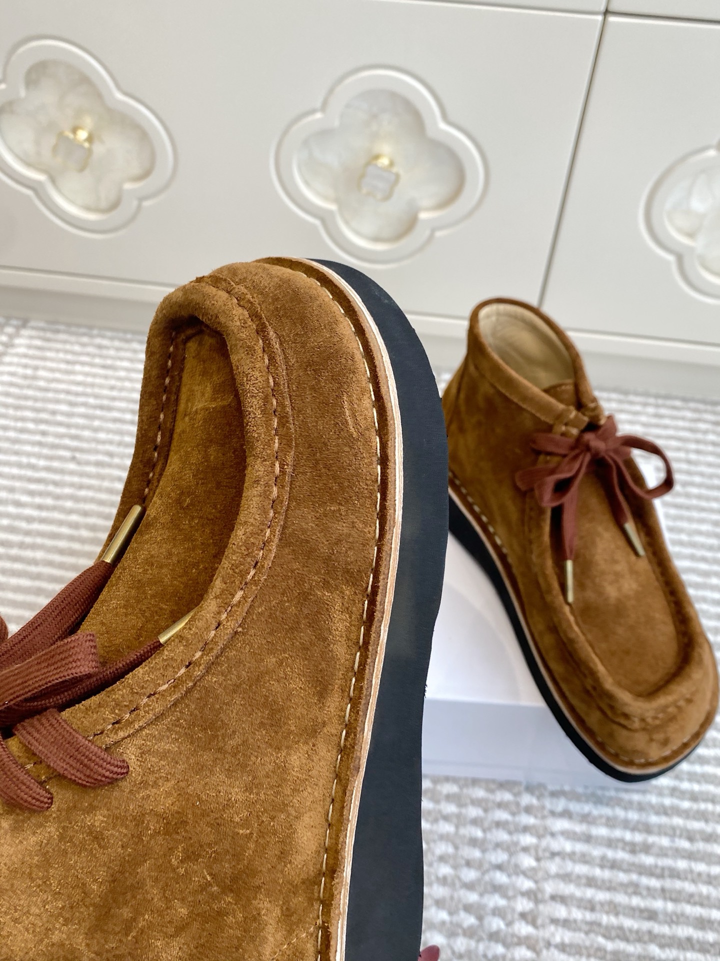 “Round-Head Lovers Derby Shoes: Cow-Skin, Mokasin Tips, Comfortable Fit, Sizes 35-45” - 图片 6