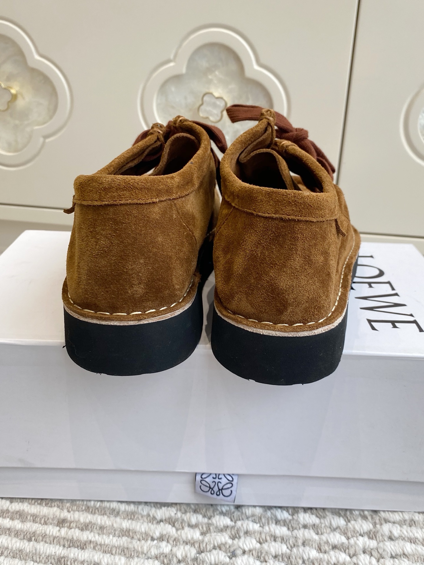 Lovers Derby Shoes: Cow-Skin Roundheads with Mokasin Tips and Rubber Base – Product Review - 图片 8