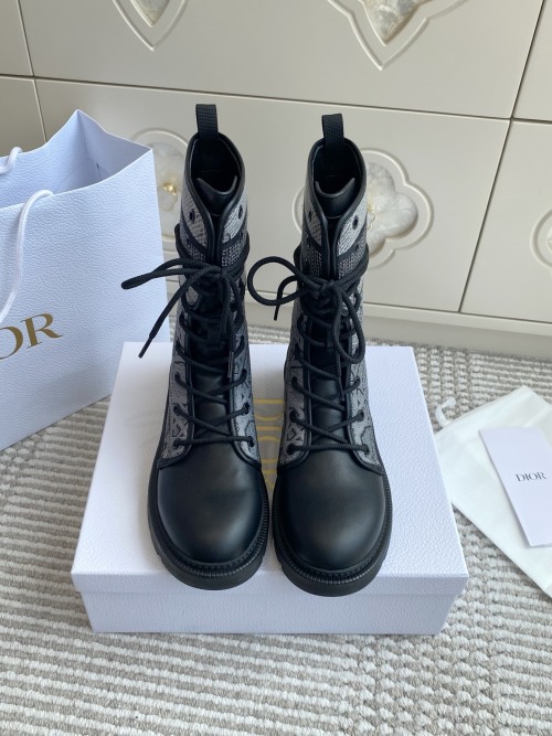 Dior Embroidered Lace-Up Ankle Boots New Collection - Premium Quality 1 Dior Embroidered Lace-Up Ankle Boots New Collection - Premium Quality