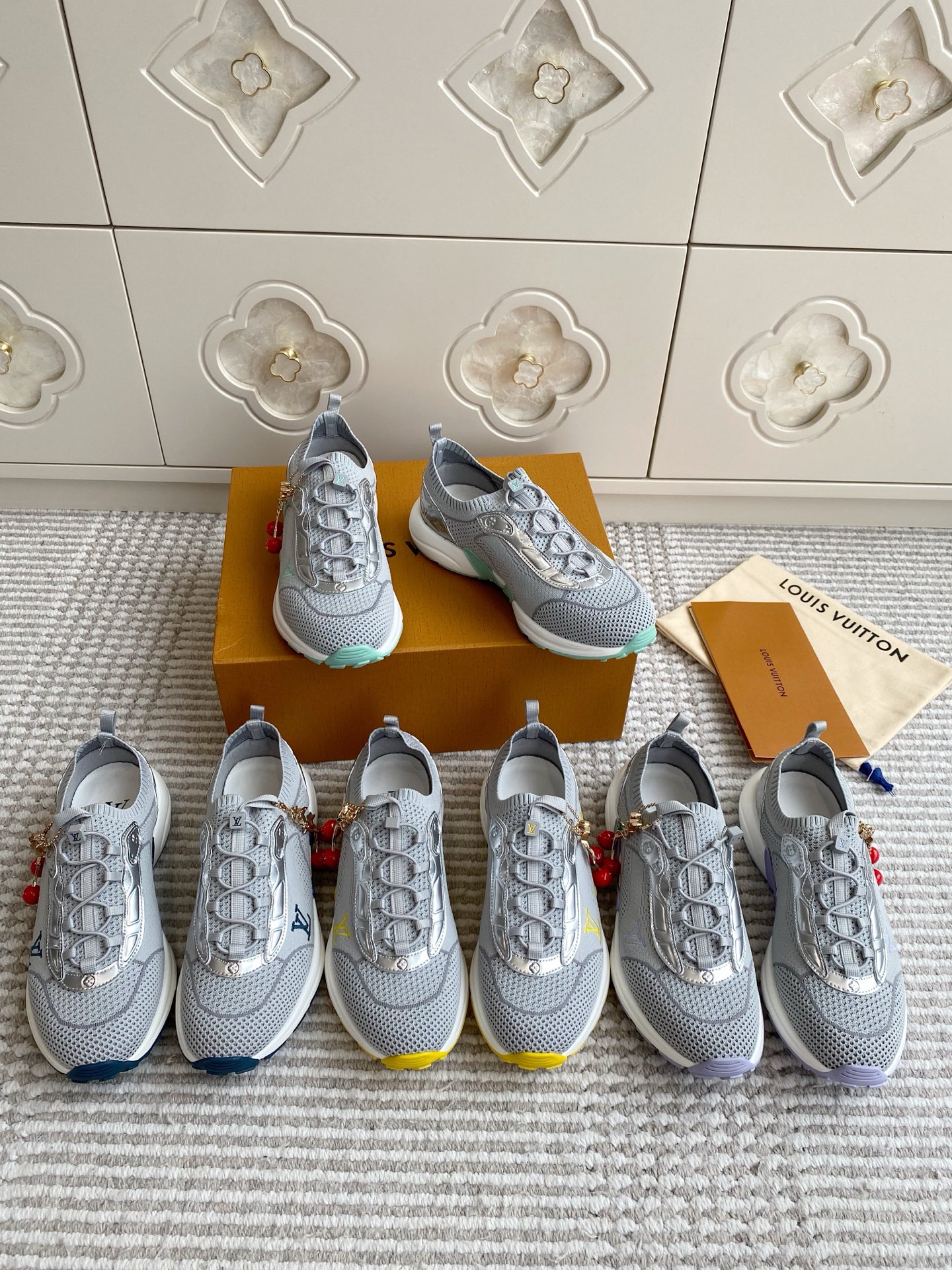 NO:475849,LV·Mesh Flying Sneakers·35-45, Casual Shoes/Sneakers, louis vuitton, sneakers19860909LV·网面飞织运动鞋·35-45,休闲鞋/运动鞋,louis vuitton,sneakers,Women's Shoes