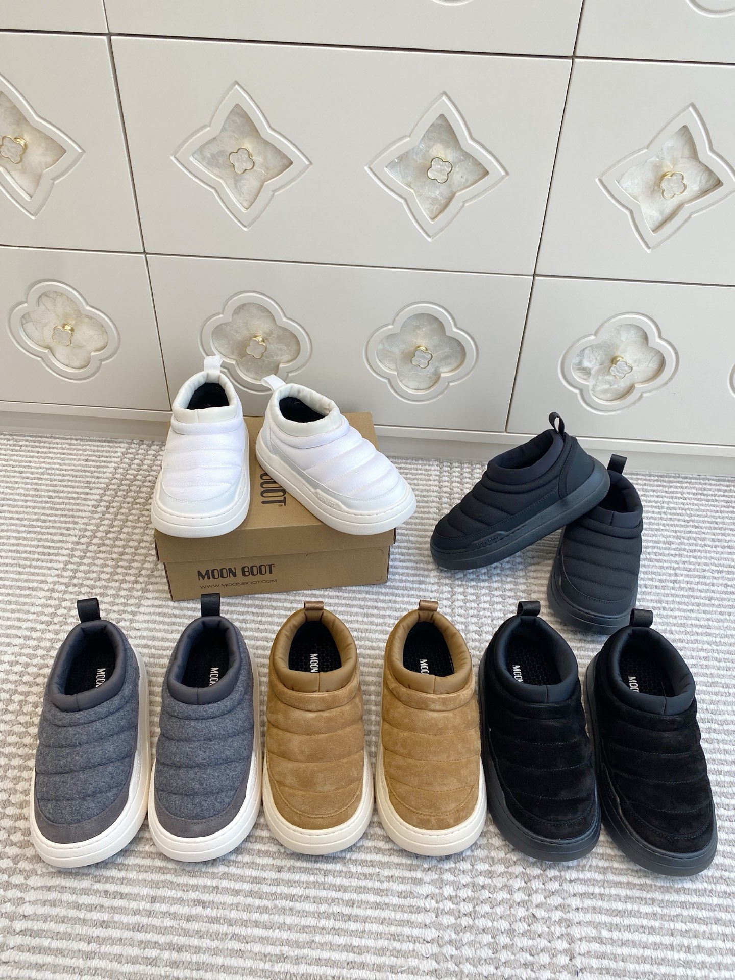 NO:543304,MOON BOOT ark series 25 autumn and winter new style snow boots 35-41, snow boots, boots19860909MOON BOOT ark系列 25秋冬季新款 雪地靴 35-41,雪地靴,boots,Women's Shoes