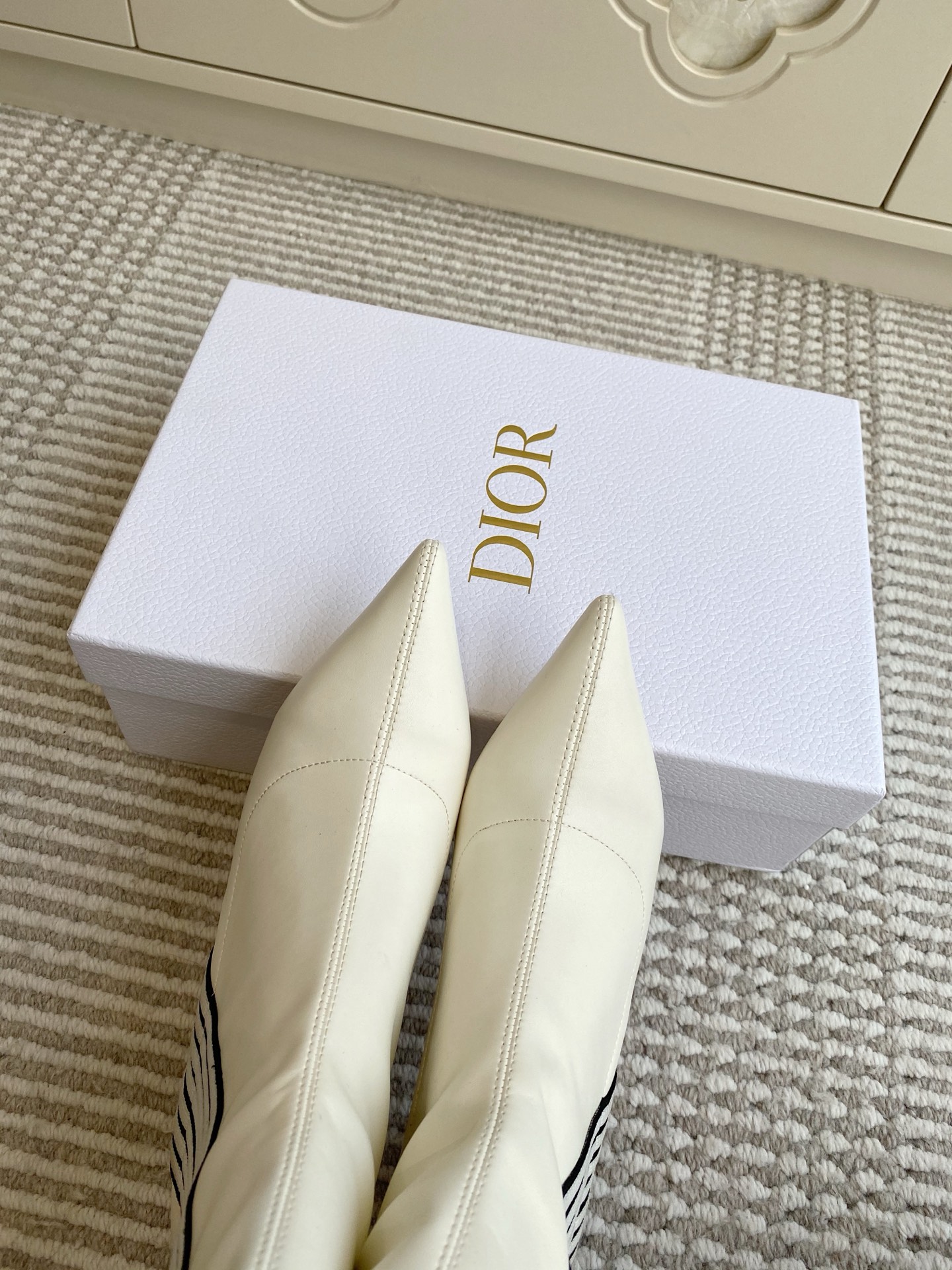Dior 迪奥〰️秋冬新款🆕Optical-D刺绣织带弹力高筒靴 瘦腿女靴 ✔️明星同款CD字母logo立体刺绣提花Gr Dior 迪奥〰️秋冬新款🆕Optical-D刺绣织带弹力高筒靴 瘦腿女靴 ✔️明星同款CD字母logo立体刺绣提花Gr