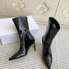 Dior 迪奥〰️秋冬新款🆕Optical-D刺绣织带弹力高筒靴 瘦腿女靴 ✔️明星同款CD字母logo立体刺绣提花Gr Dior 迪奥〰️秋冬新款🆕Optical-D刺绣织带弹力高筒靴 瘦腿女靴 ✔️明星同款CD字母logo立体刺绣提花Gr