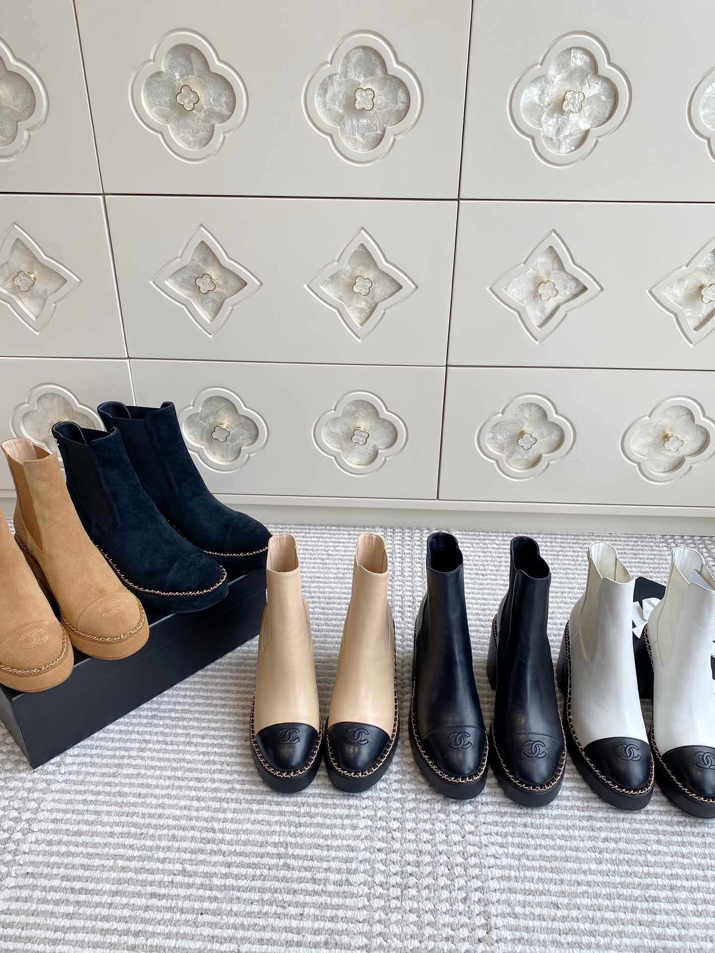 NO:543233,Chanel·Channel Heel Short Boots·35-41,Boards,chanel,boots19860909Chanel·链条粗跟短靴·35-41,靴子,chanel,boots,Women's Shoes