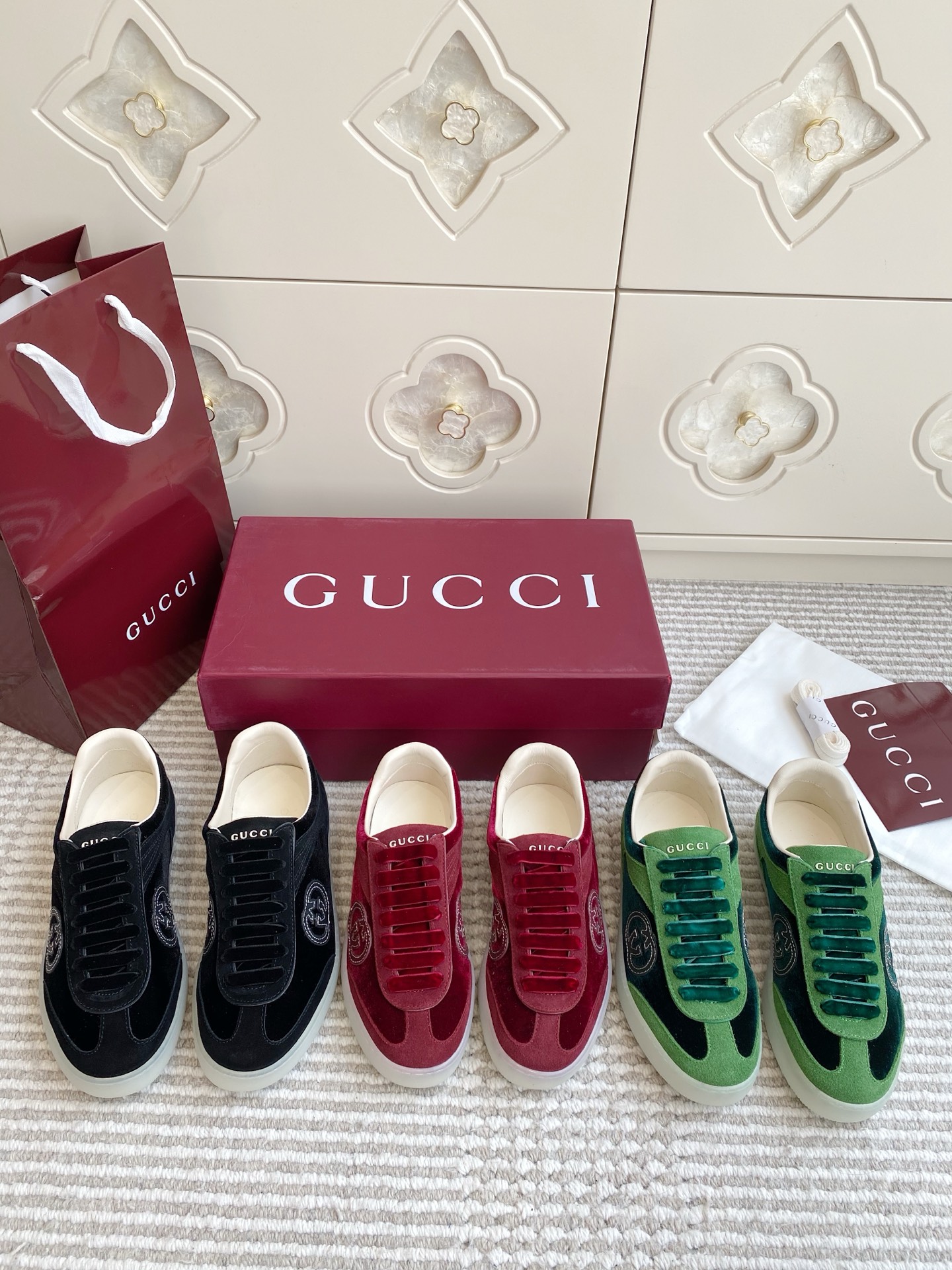 NO:560113,Gucci·Couples·Casual sneakers·Moral training shoes 35-46, casual shoes/sneakers, gucci, sneakers19860909Gucci·情侣·休闲运动鞋·德训鞋35-46,休闲鞋/运动鞋,gucci,sneakers,Women's Shoes