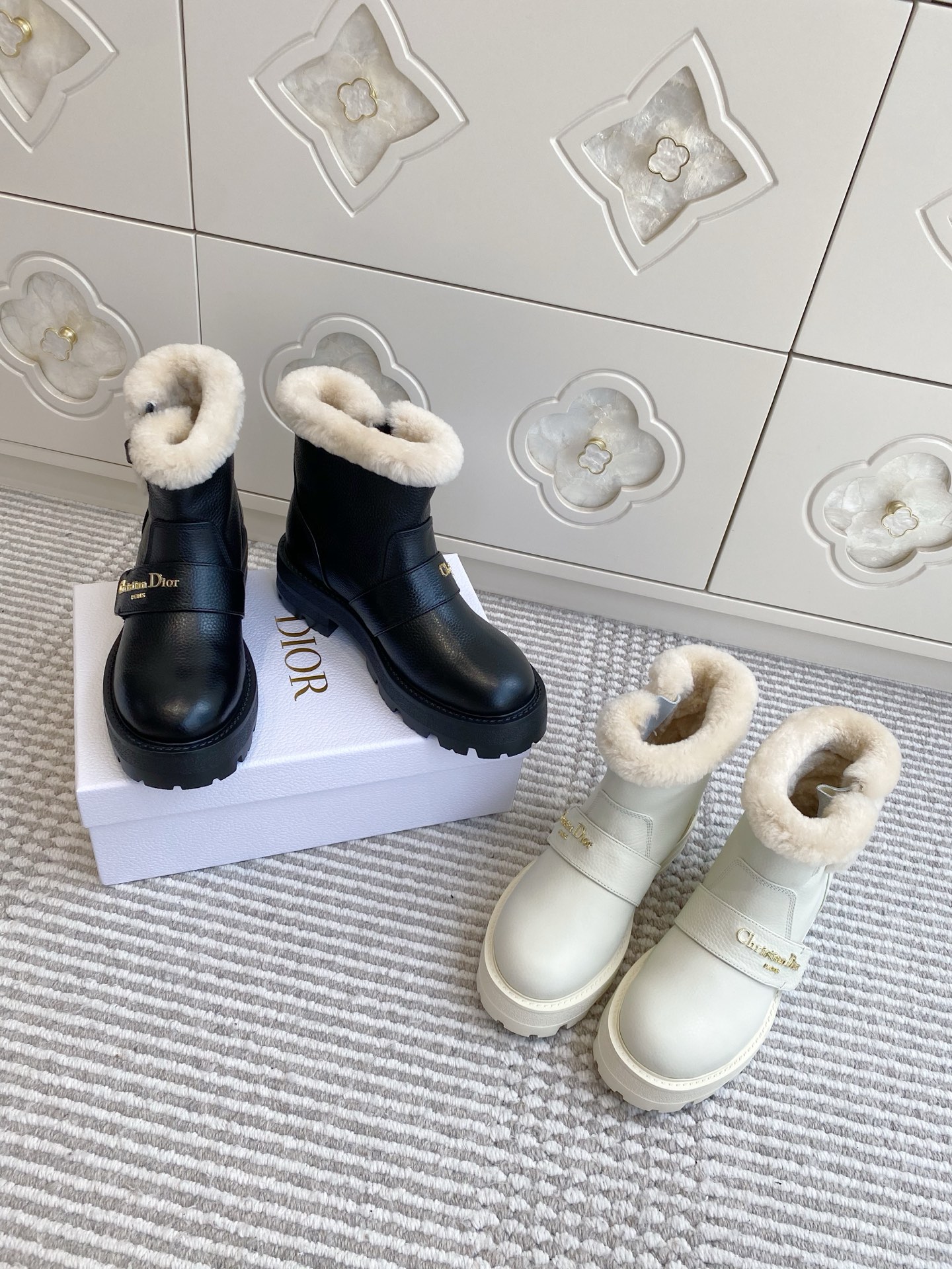 NO:645703,Dior·thick-soled wool short boots·35-41,boots,dior,boots19860909Dior·厚底羊毛短靴·35-41,靴子,dior,boots,Women's Shoes