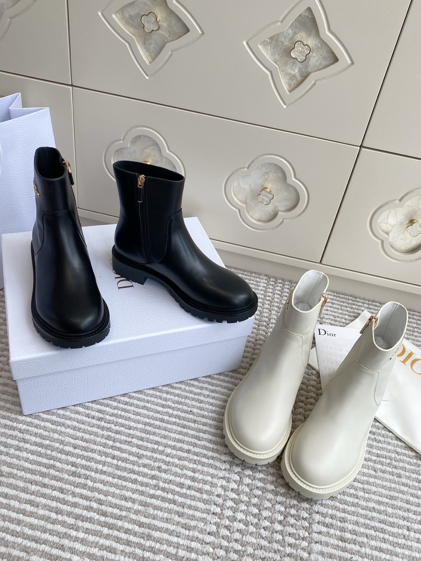 NO:645721,Dior·New Chelsea Boots·35-41,boots,dior,boots19860909Dior·新款切尔西短靴·35-41,靴子,dior,boots,Women's Shoes