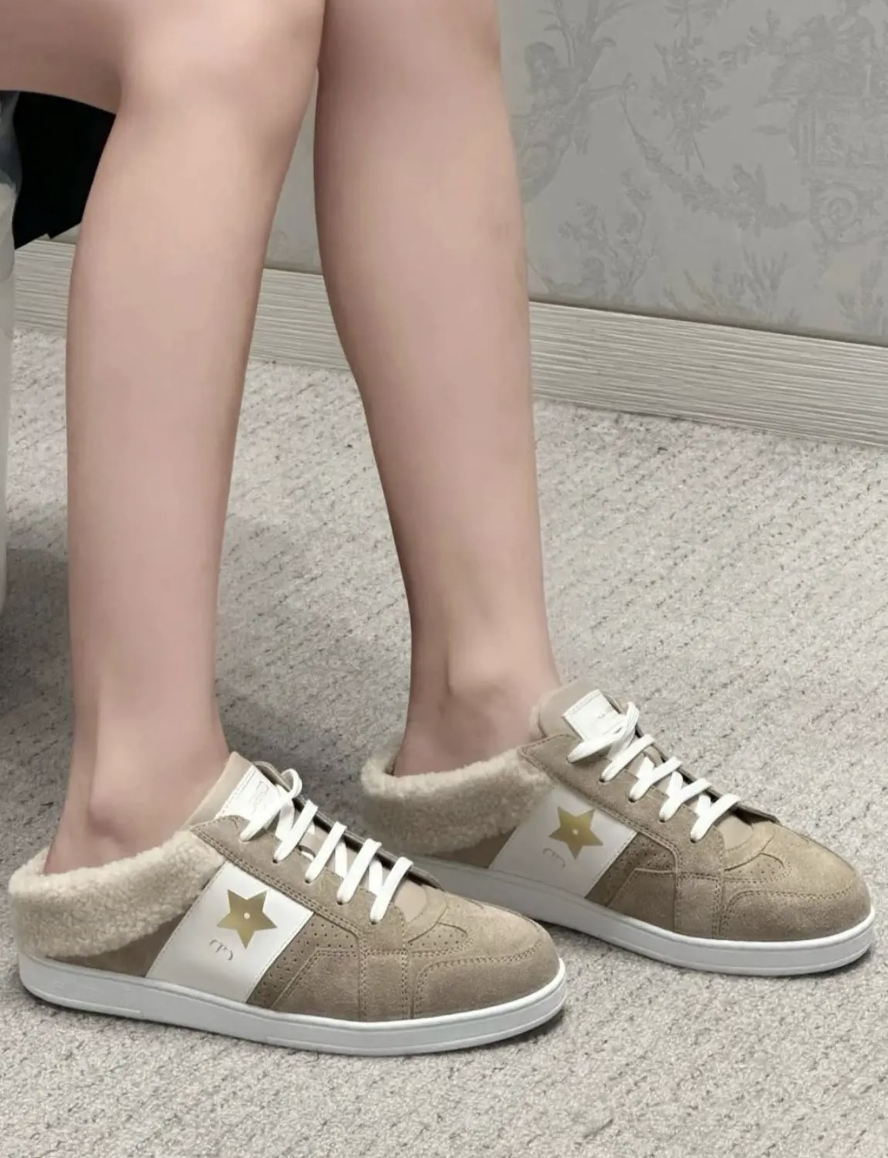 NO:645704,Demonstration, casual shoes/sports shoes, fur shoes, sneakers19860909示范,休闲鞋/运动鞋毛毛鞋,sneakers,Women's Shoes