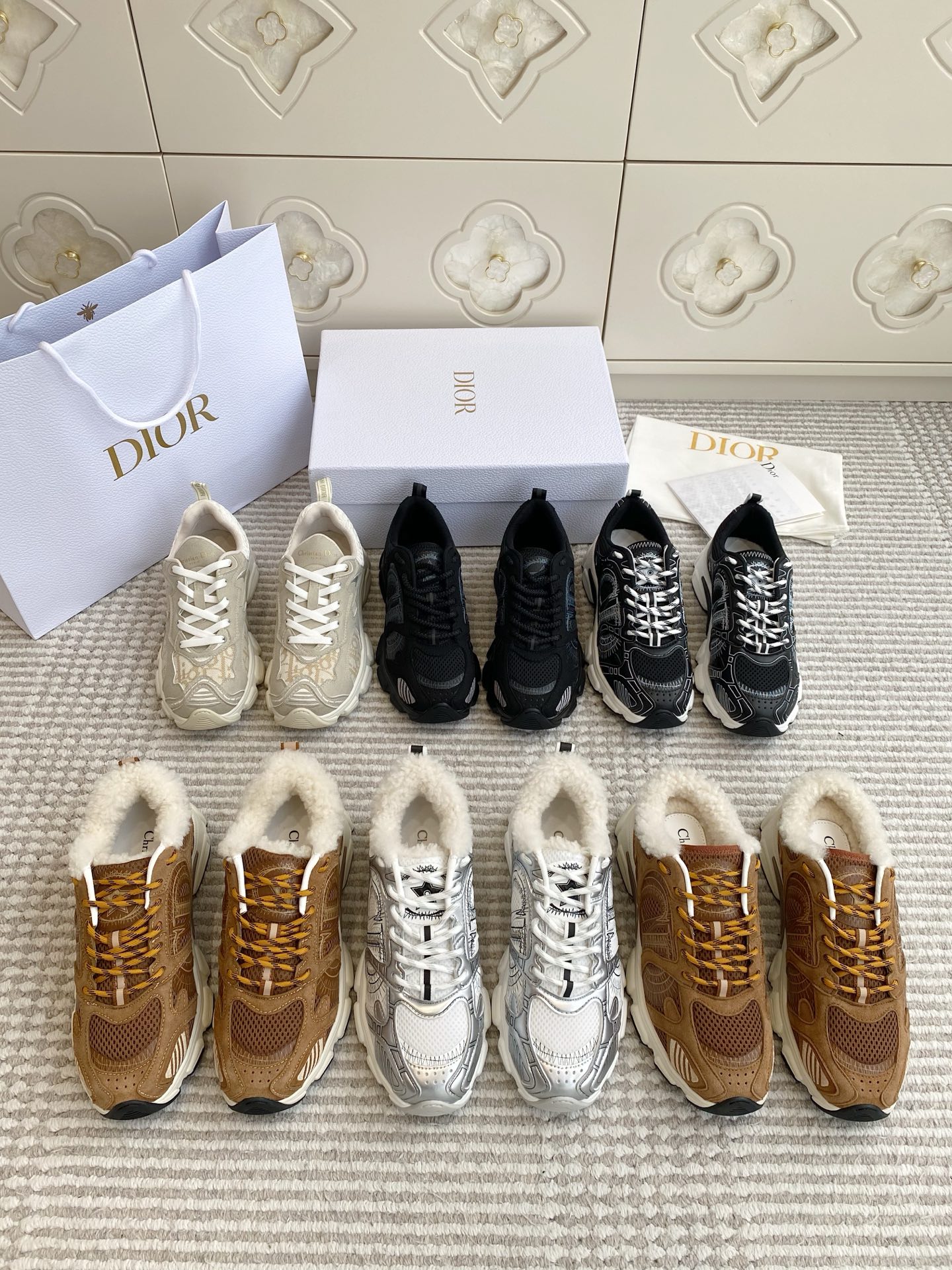 NO:645692,Dior · new color of dad sneakers ·, dad shoes furry shoes, dior, sneakers19860909Dior·老爹运动鞋新色·,老爹鞋毛毛鞋,dior,sneakers,Women's Shoes
