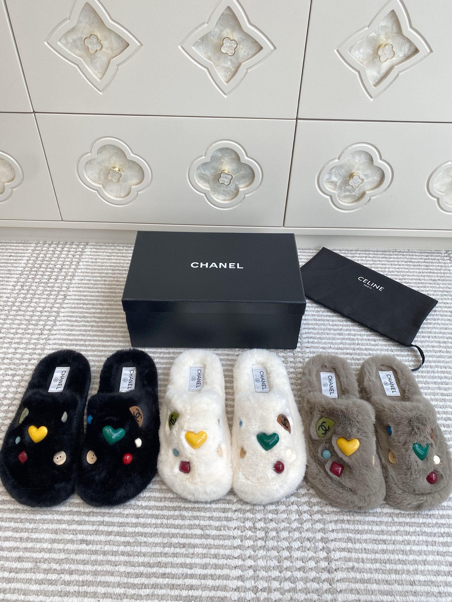 NO:645577,Chanel·furry slippers·35-41,half-furry slippers,chanel,slippers19860909Chanel·毛毛拖鞋·35-41,半拖毛毛鞋,chanel,slippers,Women's Shoes