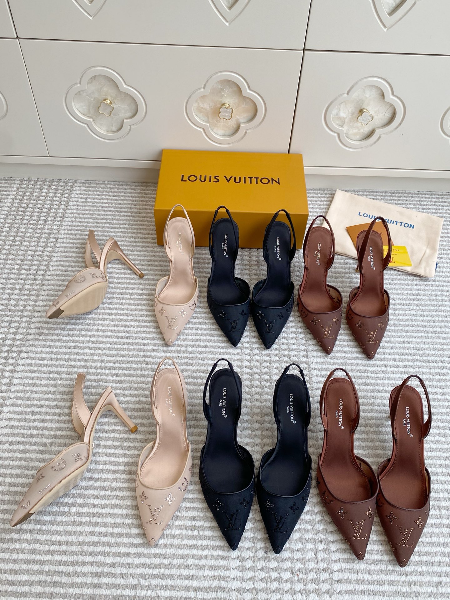 NO:723135,LV·Mesh pointy toe back sandals·34-42, high heels sandals, louis vuitton, sandals, high heels19860909LV·网纱尖头后空凉鞋·34-42,高跟鞋凉鞋,louis vuitton,sandals,high heels,Women's Shoes