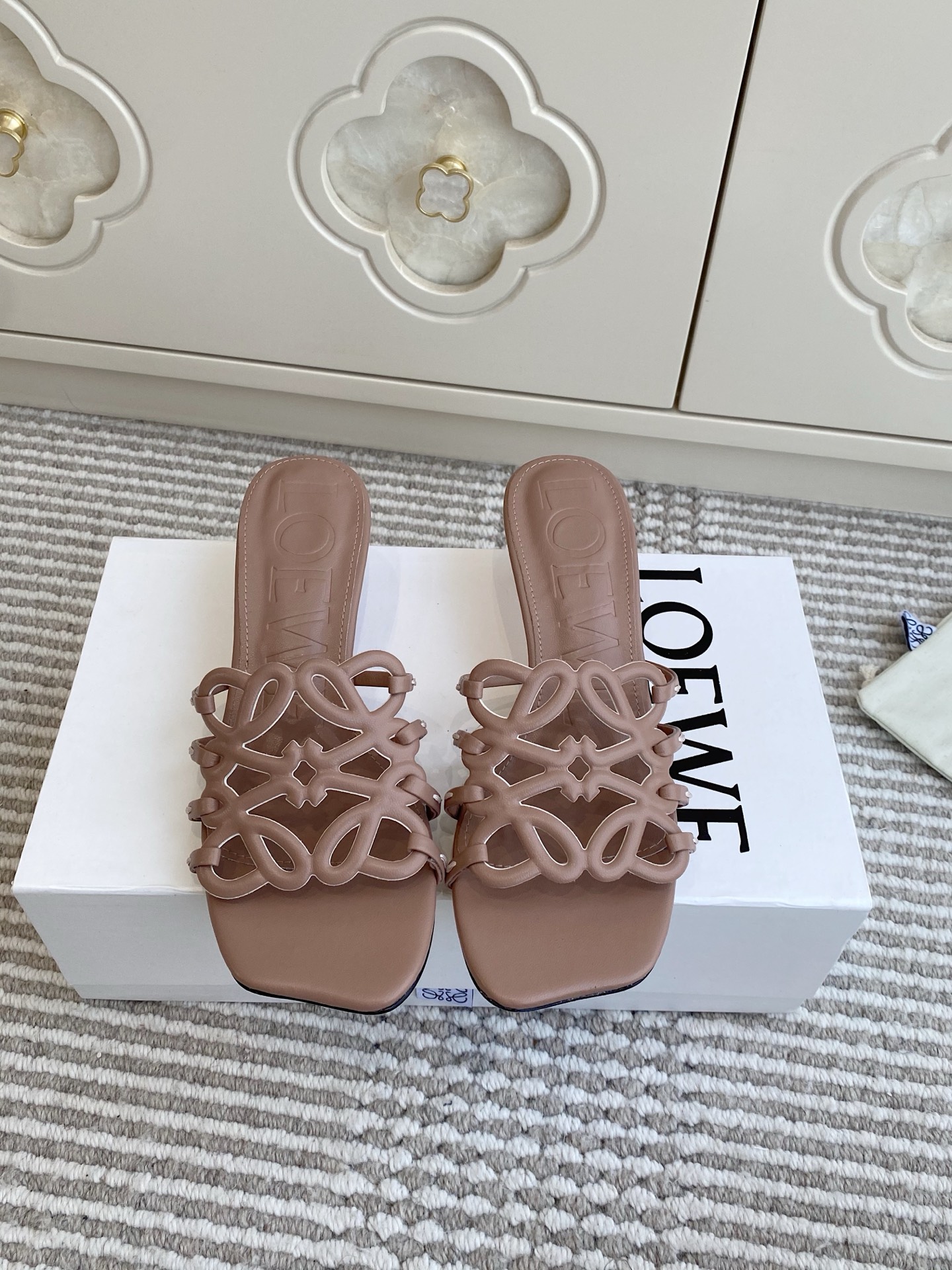 로에베 하이힐 샌들 레플리카 42193