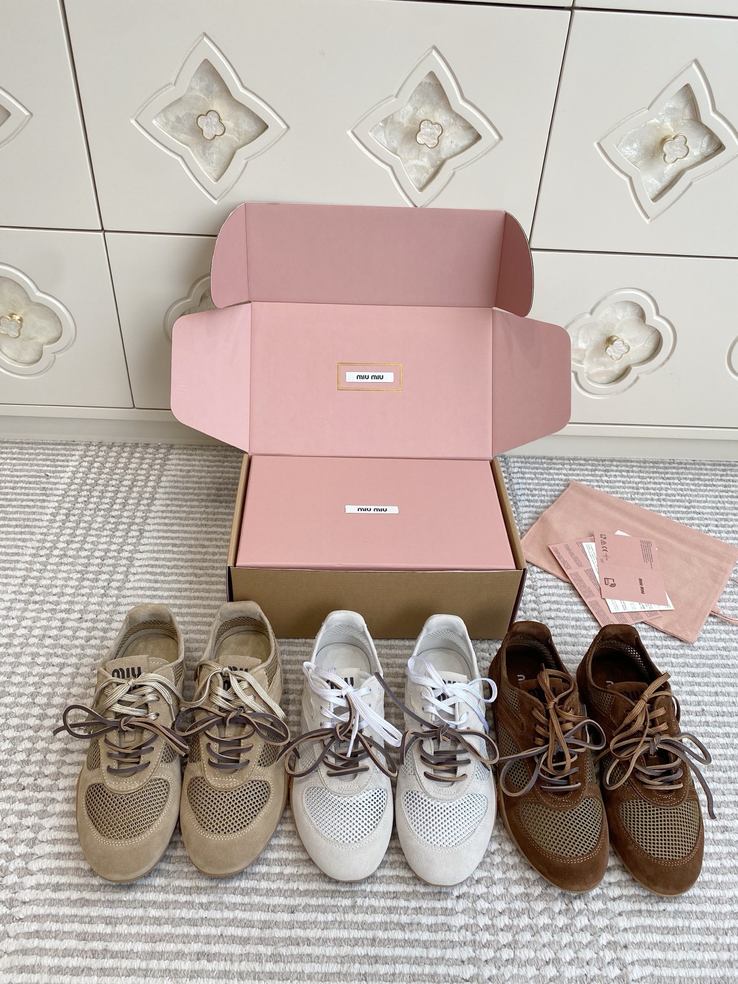 NO:785327,Miumiu·Mesh moral training shoes·35-40,casual shoes/sports shoes,miumiu,sneakers19860909Miumiu·网面德训鞋·35-40,休闲鞋/运动鞋,miumiu,sneakers,Women's Shoes