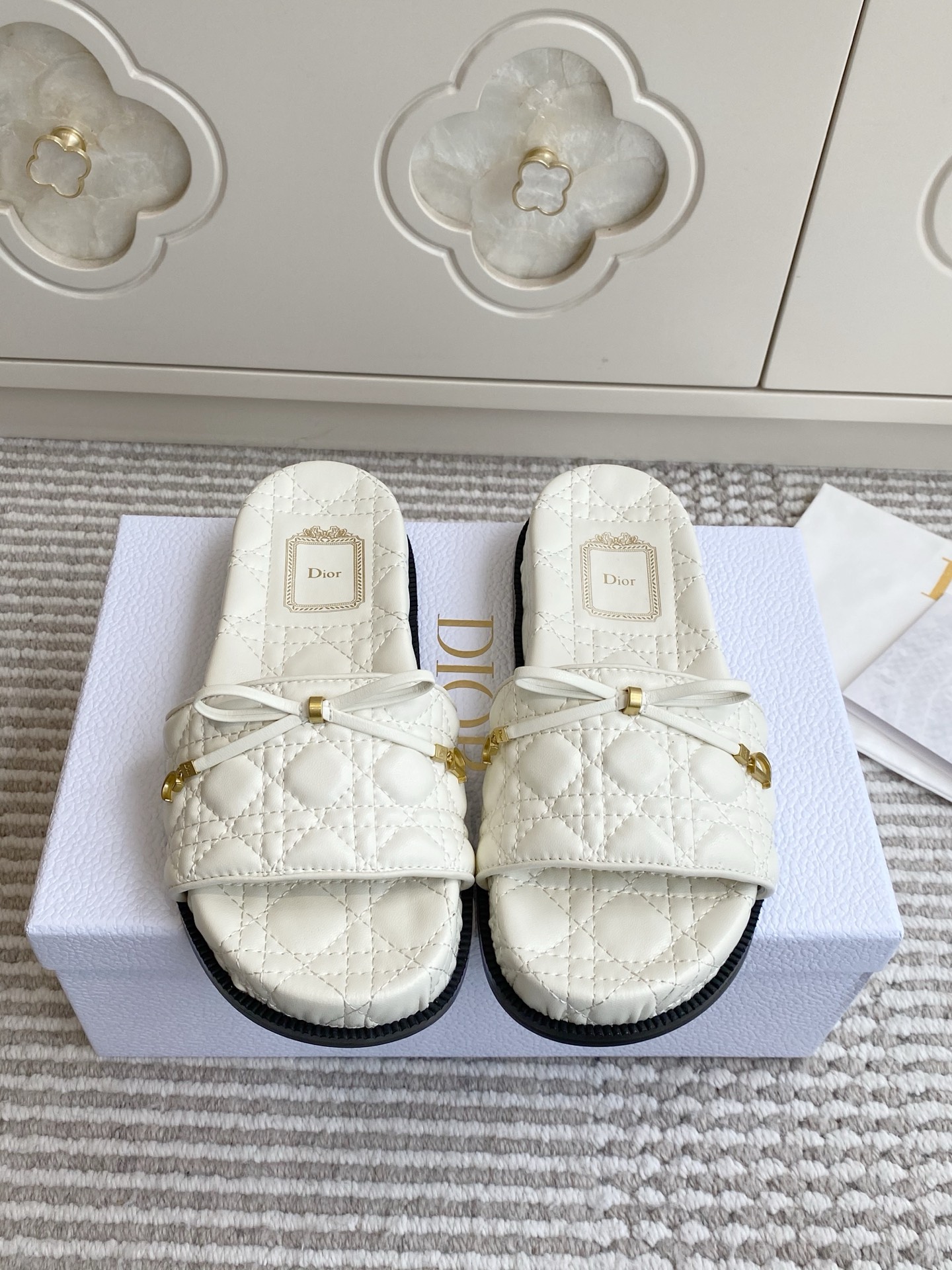 디올 신발 95030 Dior Shoes