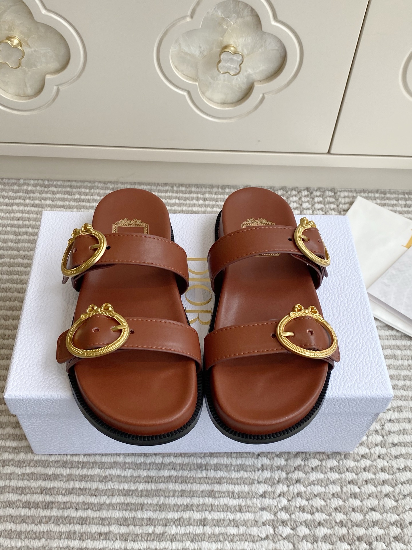 디올 신발 80017 Dior Shoes