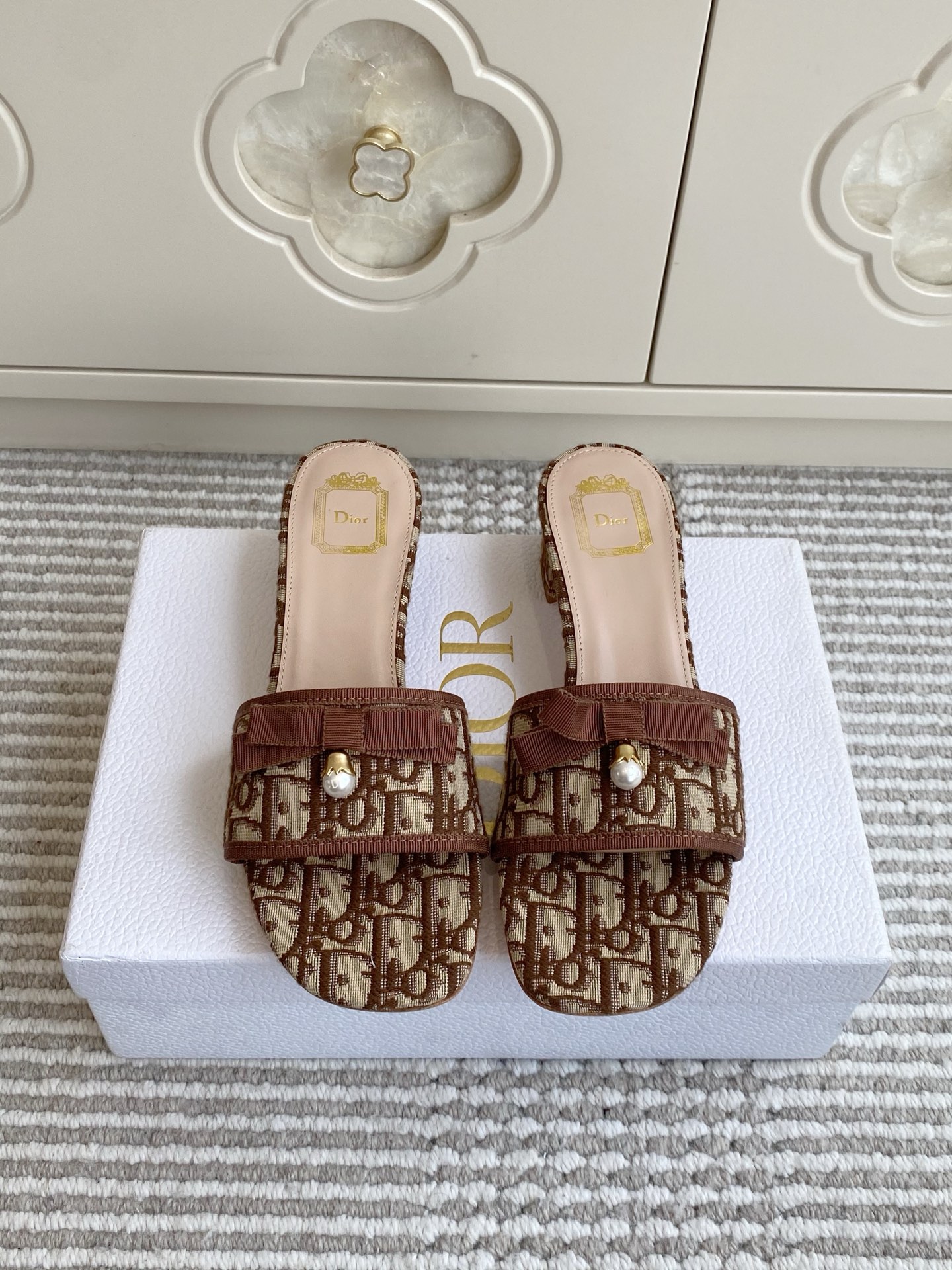 디올 신발 79992 Dior Shoes