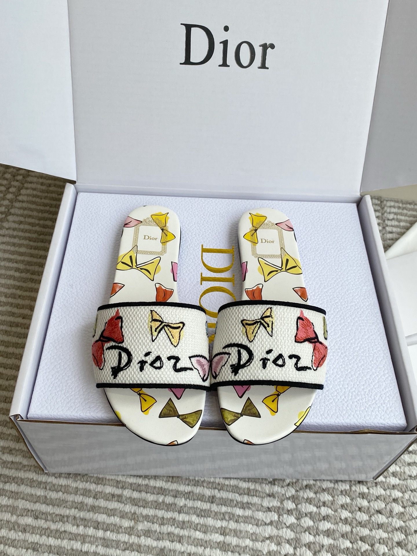 디올 신발 112902 Dior Shoes