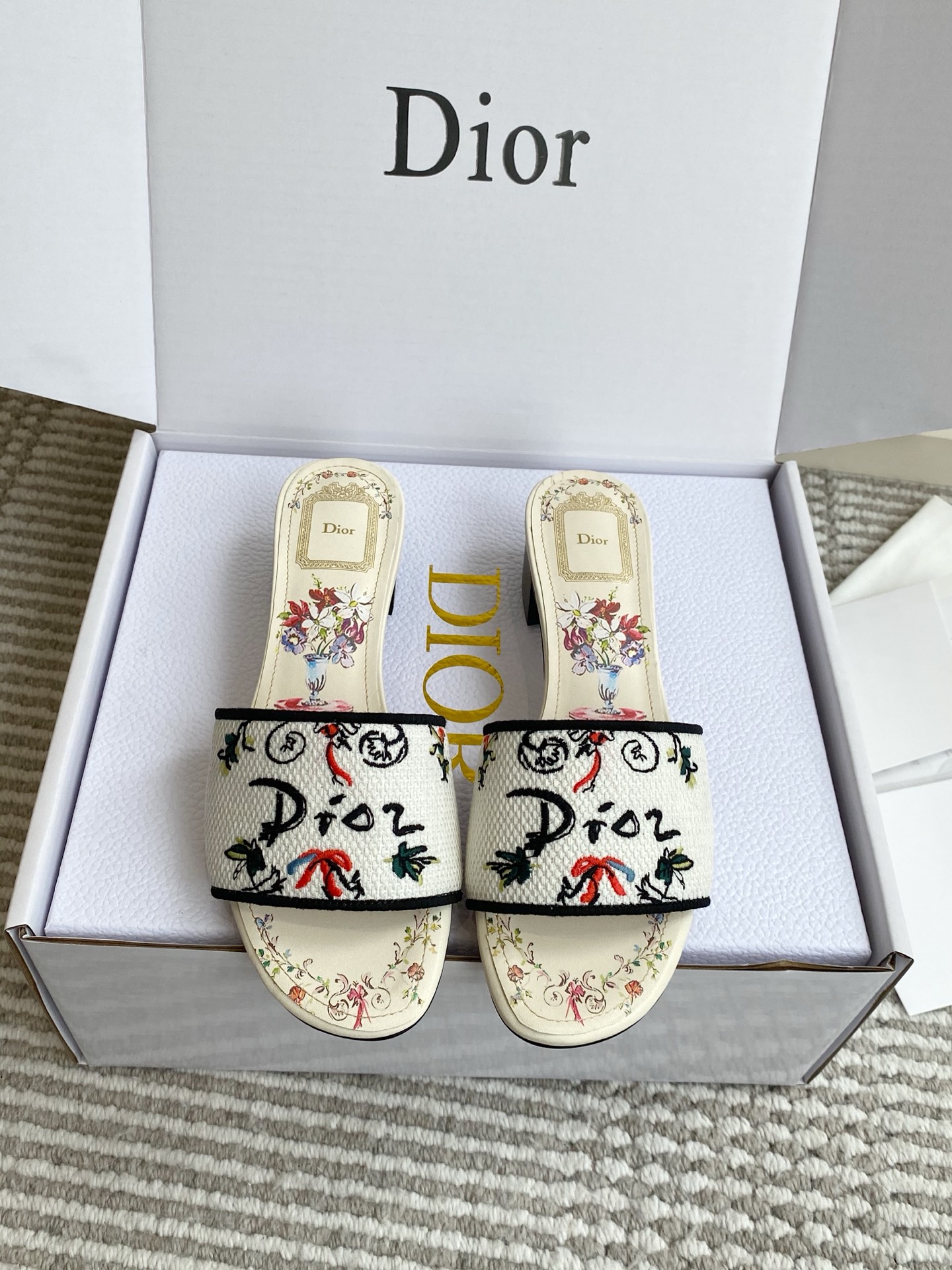 디올 신발 112899 Dior Shoes