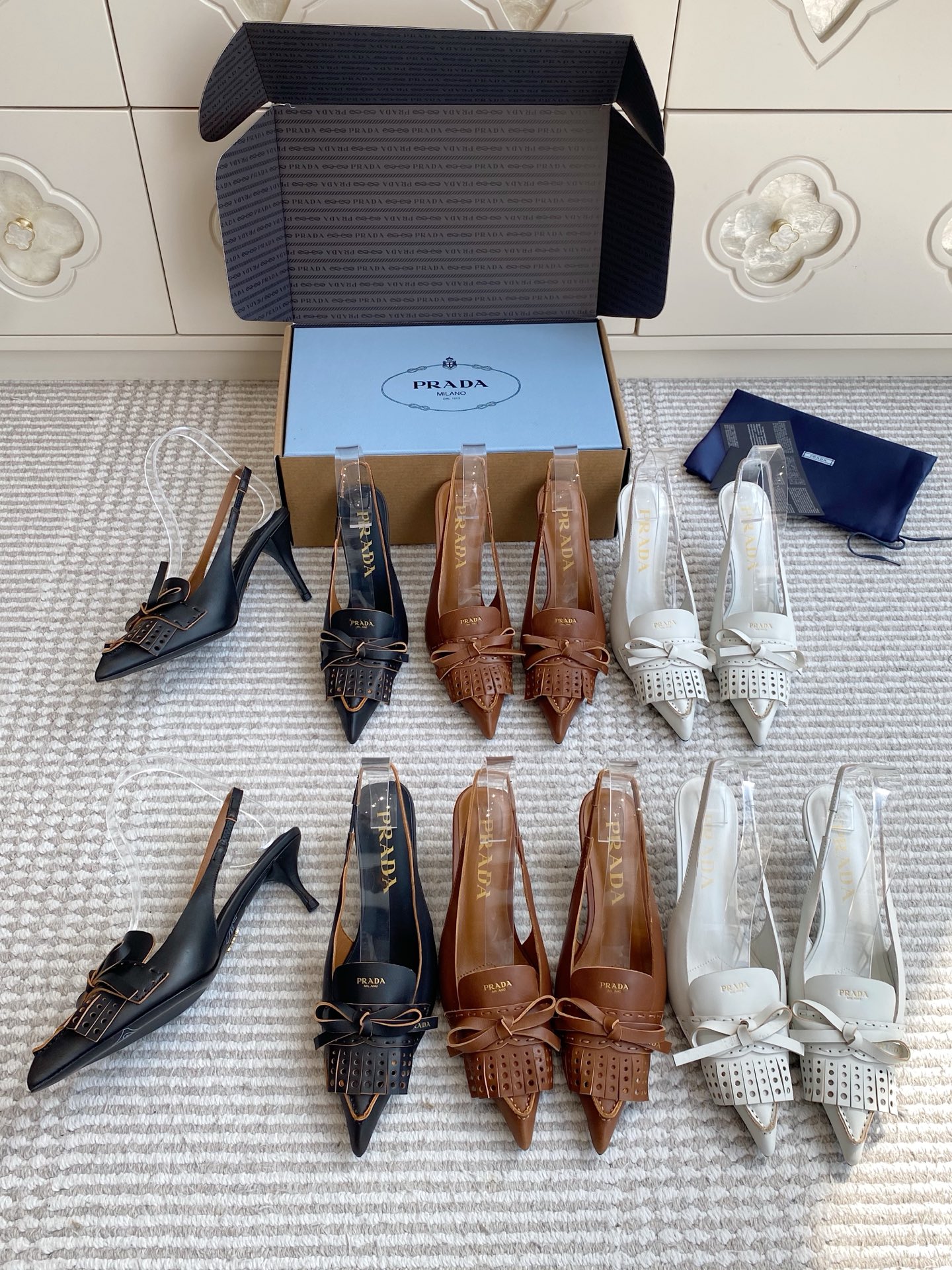 NO:923943,rada · tassel hollow pointed toe sandals, high heels sandals, prada, sandals, high heels19860909rada·流苏后空尖头凉鞋,高跟鞋凉鞋,prada,sandals,high heels,Women's Shoes