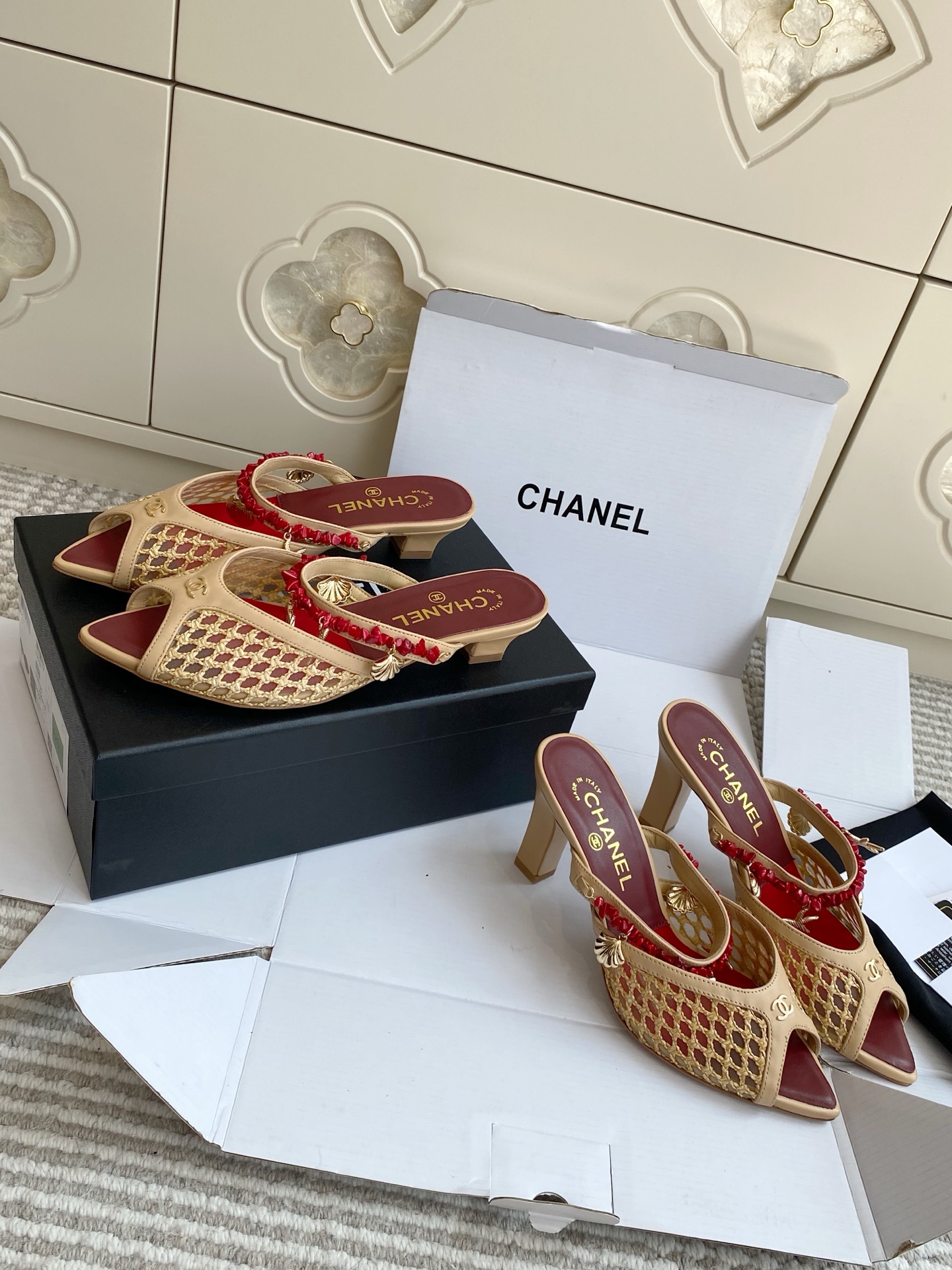 NO:923855,Order single color card 35-41 (please note if you need a box), high heels and slippers, high heels, slippers19860909下单色卡 35-41（需盒请备注）,高跟鞋拖鞋,high heels,slippers,Women's Shoes