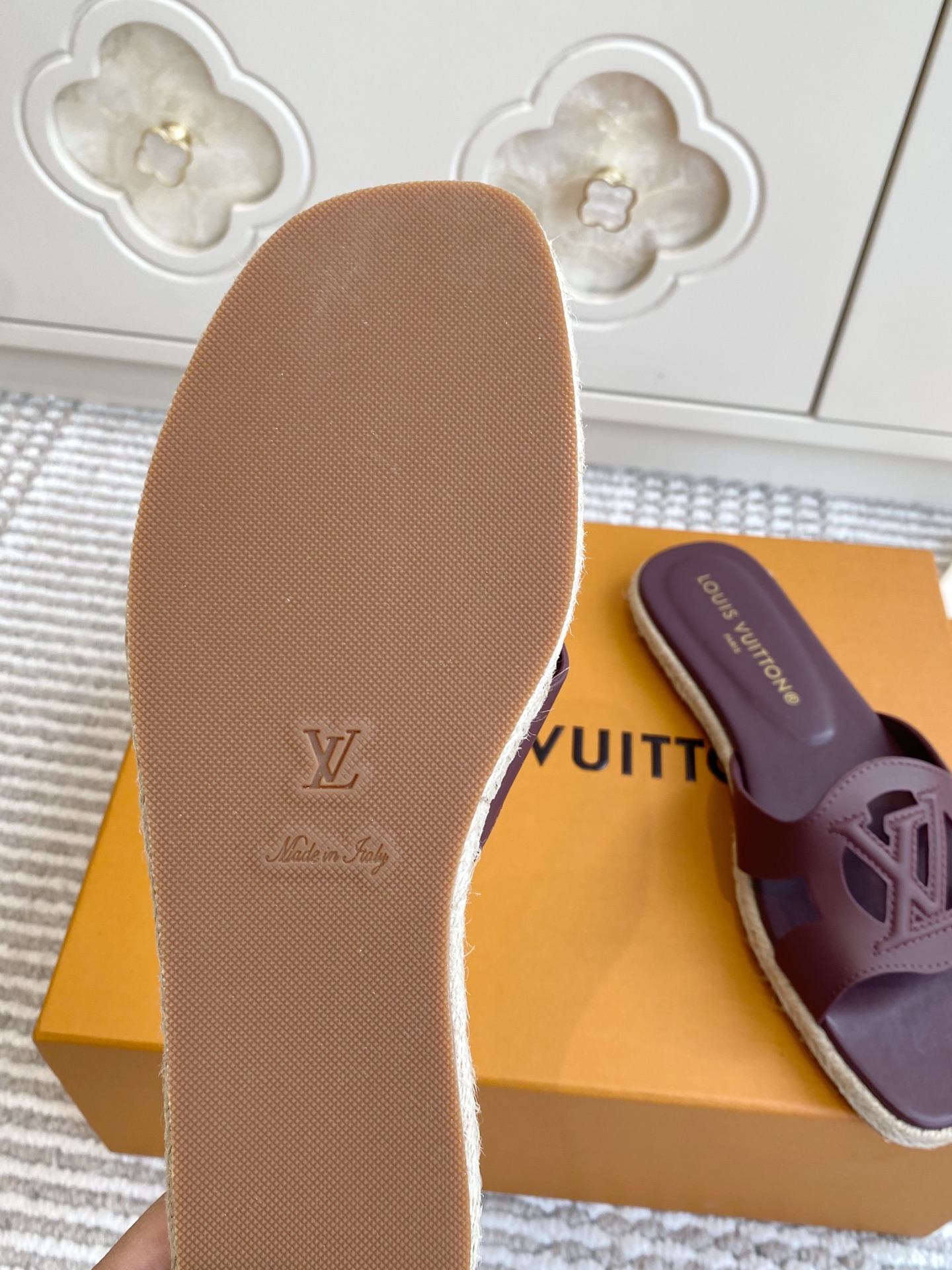 루이비통 신발 129158 Louis Vuitton Shoes 썸네일 이미지