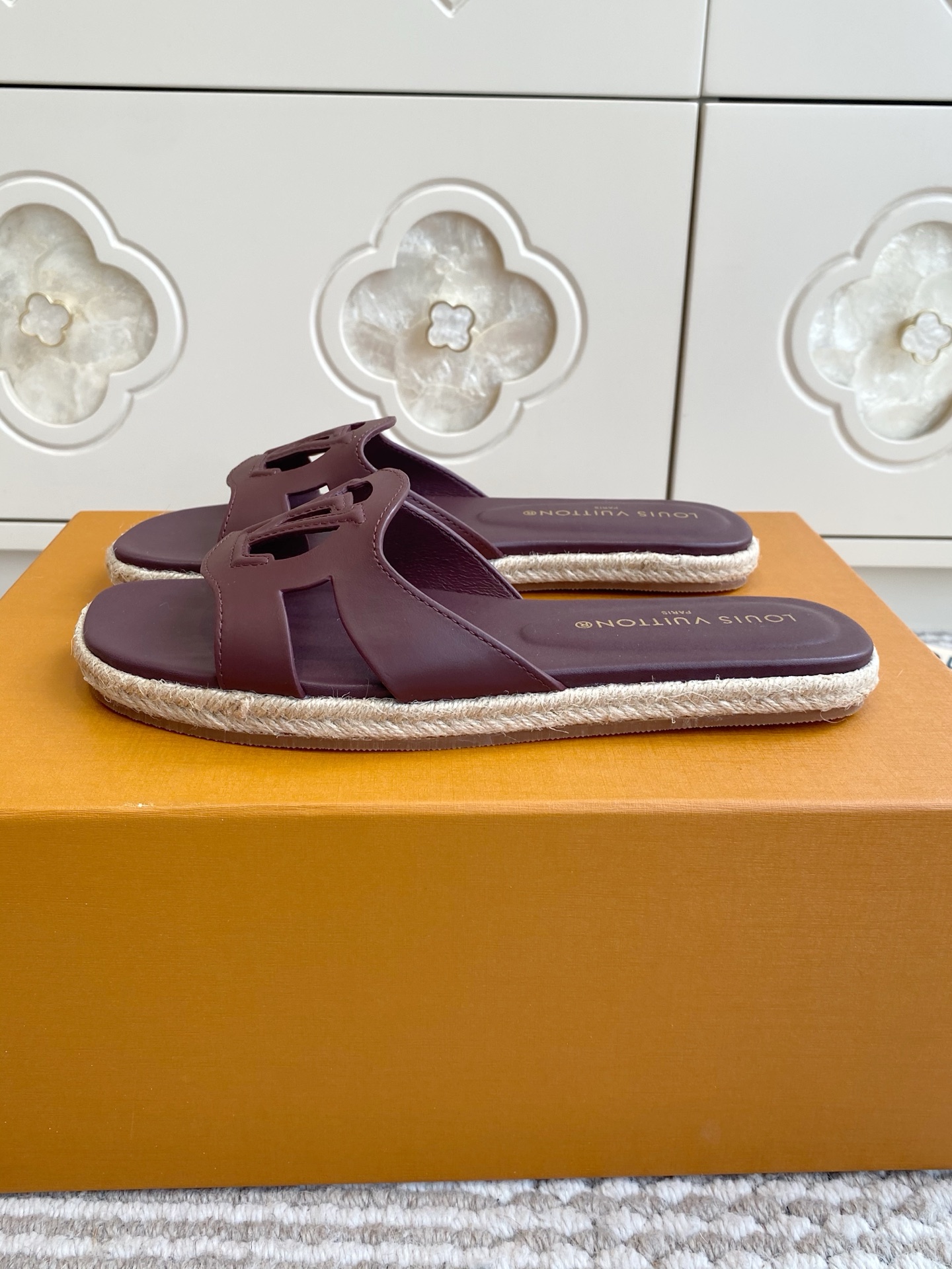 루이비통 신발 129158 Louis Vuitton Shoes 썸네일 이미지