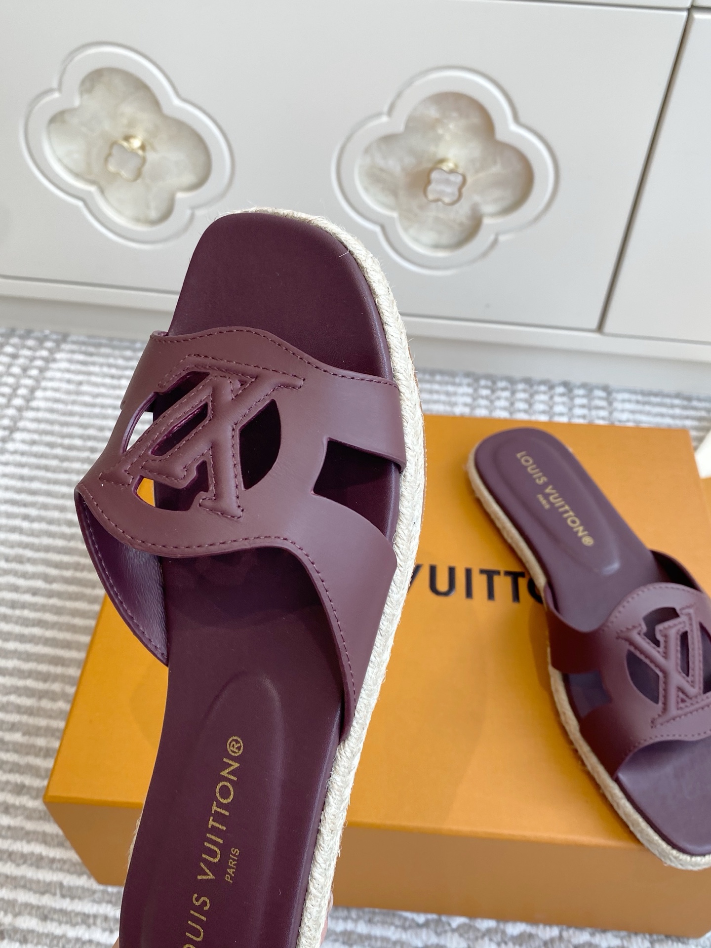 루이비통 신발 129158 Louis Vuitton Shoes 썸네일 이미지