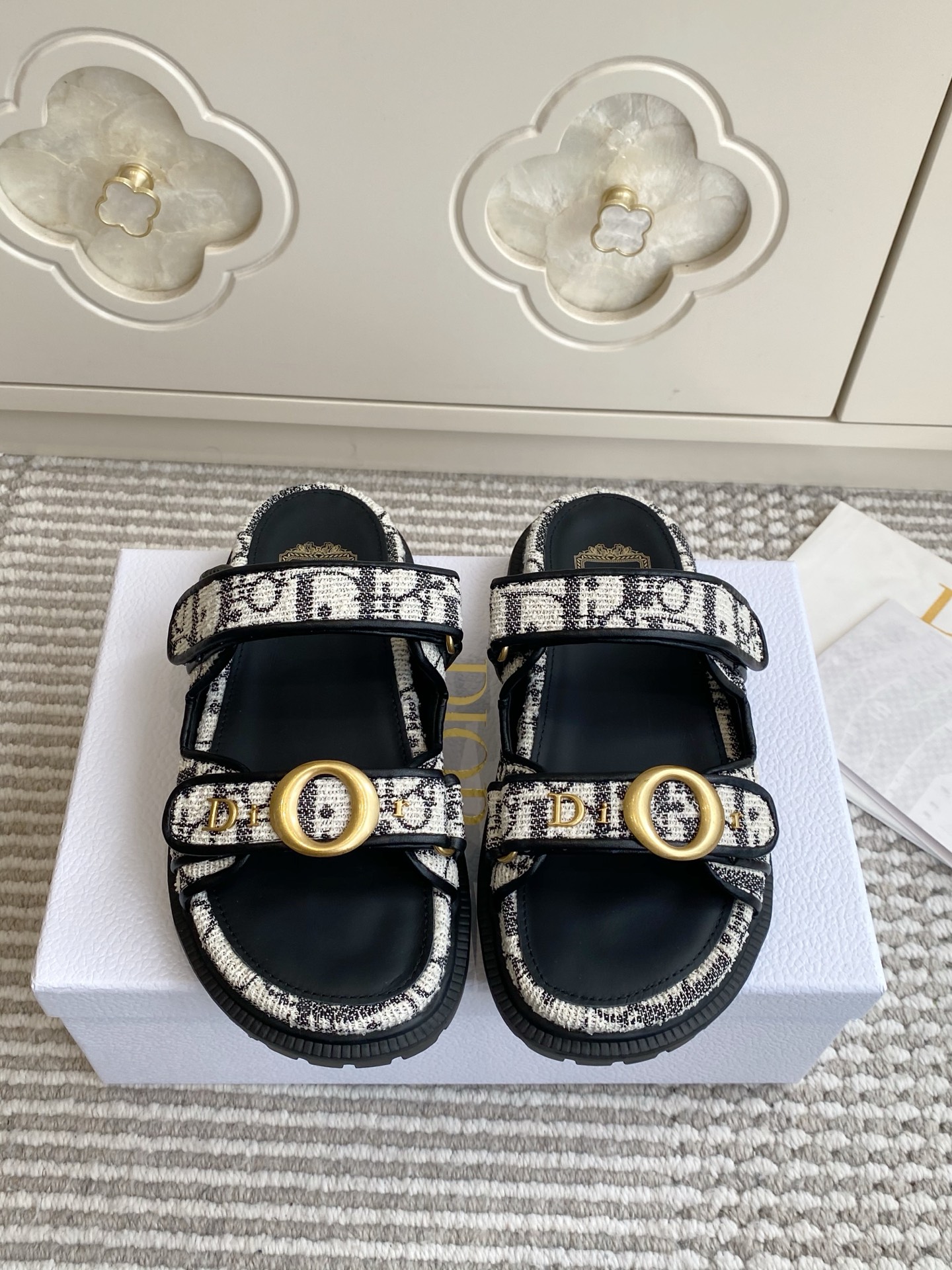 디올 신발 112849 Dior Shoes