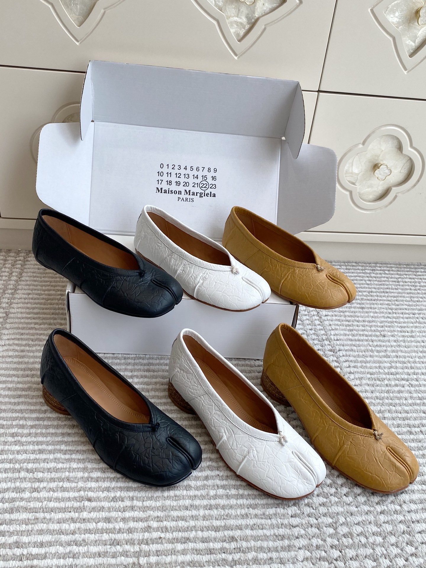 NO:923673,Maison Margiela Tabi ballet pleated split-toe shoes, split-toe shoes19860909Maison Margiela Tabi芭蕾褶皱分趾鞋,分趾鞋,Women's Shoes