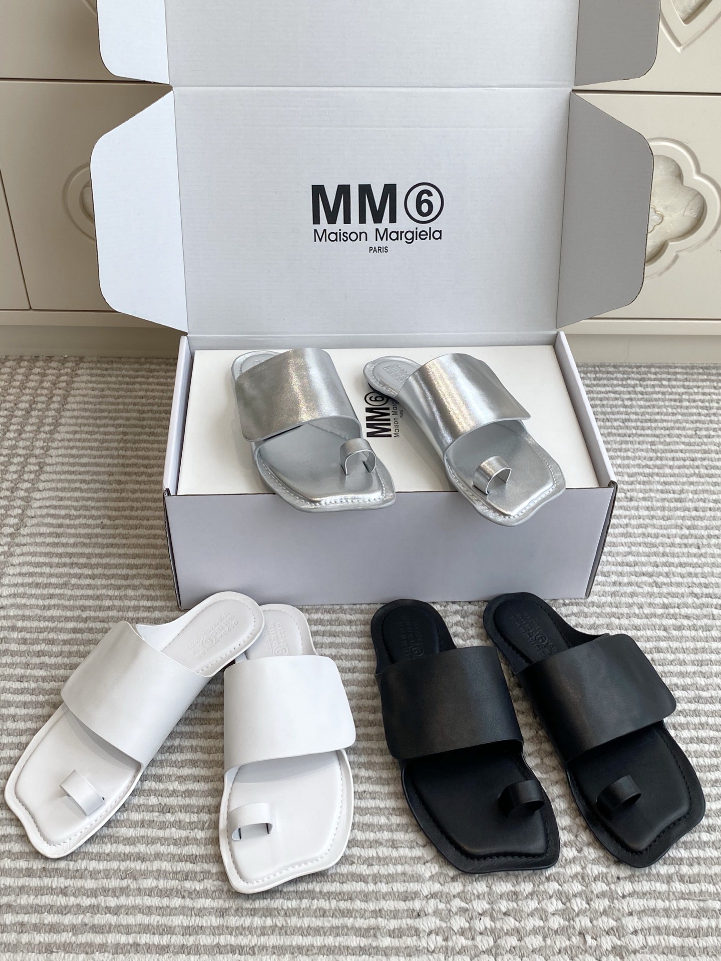 NO:923602,Maison Margiel* slip-on sandals, split-toe shoes19860909Maison Margiel*套趾一字凉拖,分趾鞋,Women's Shoes