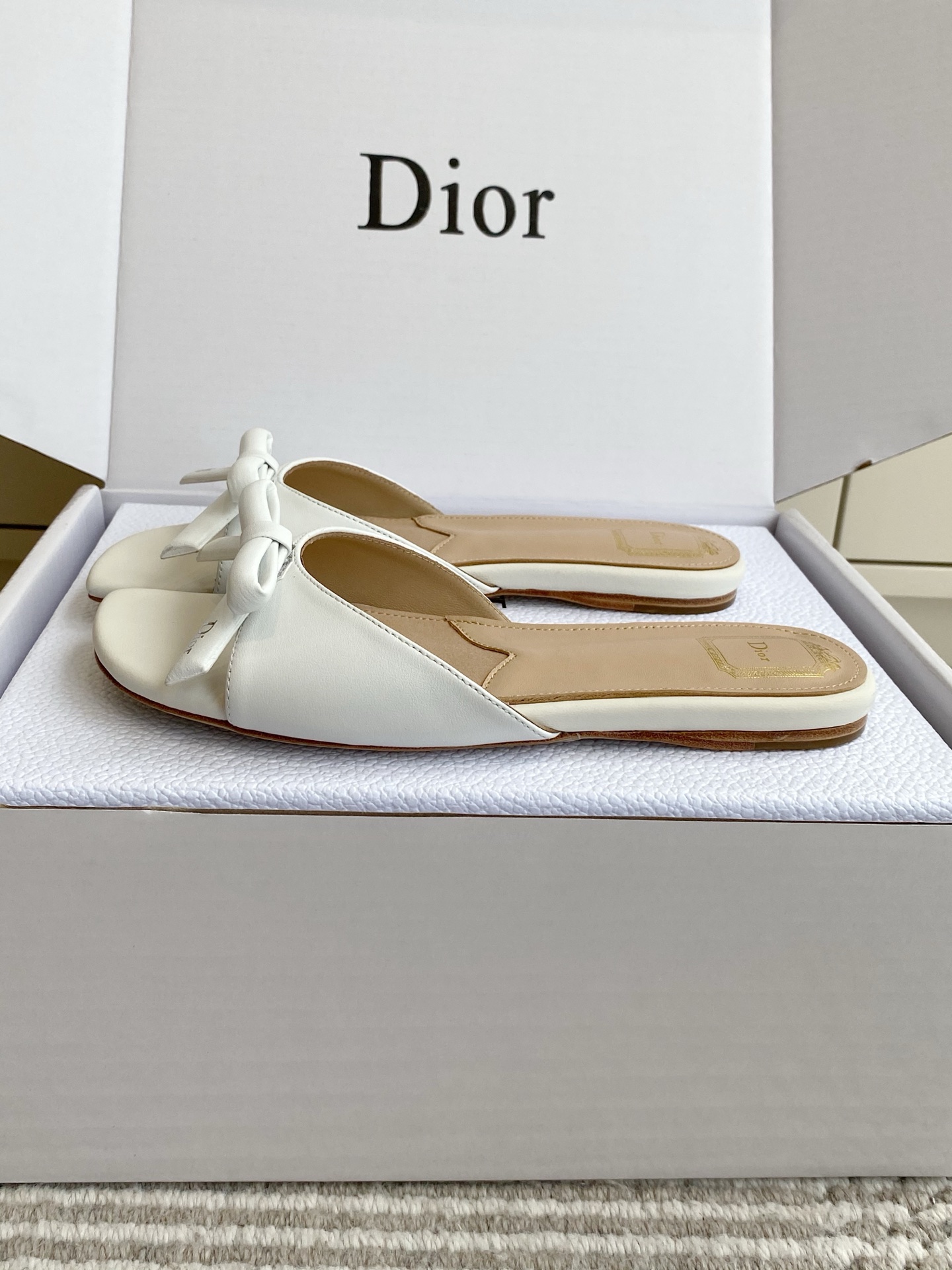 디올 신발 129095 Dior Shoes 썸네일 이미지