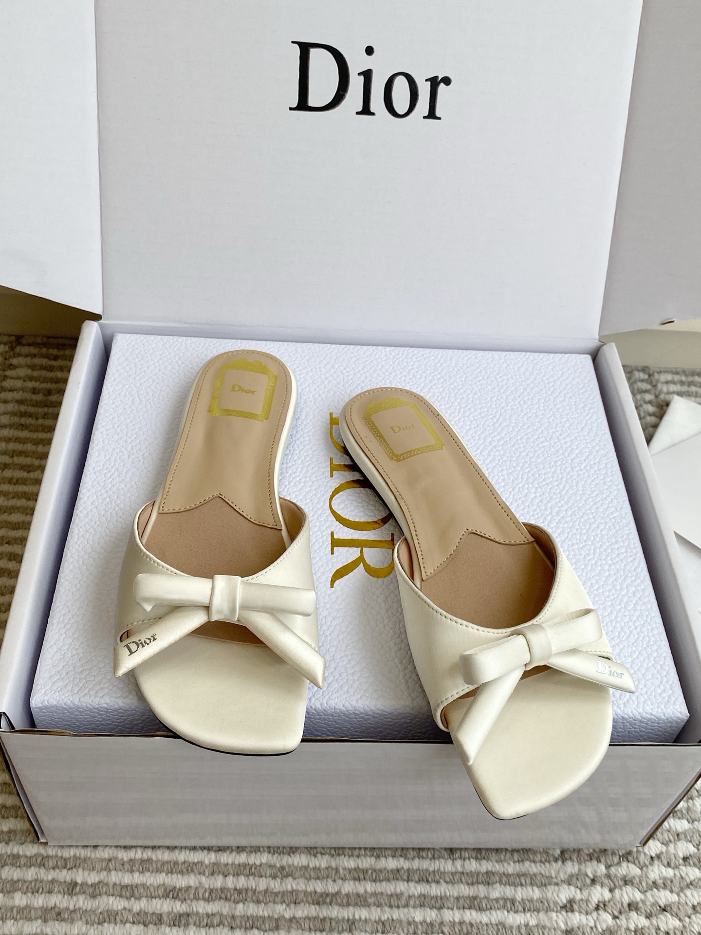 디올 신발 129093 Dior Shoes 썸네일 이미지
