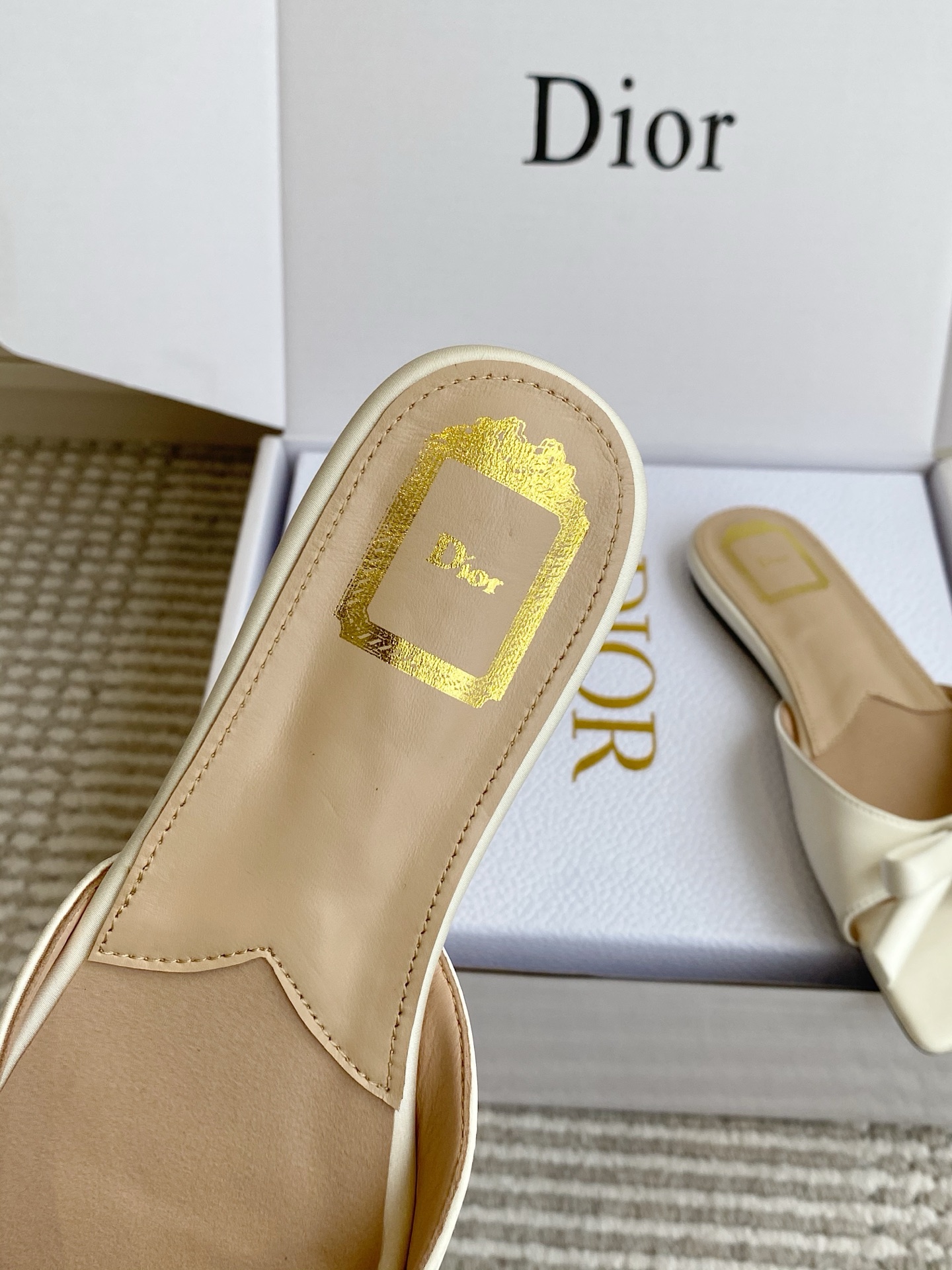 디올 신발 129093 Dior Shoes 썸네일 이미지