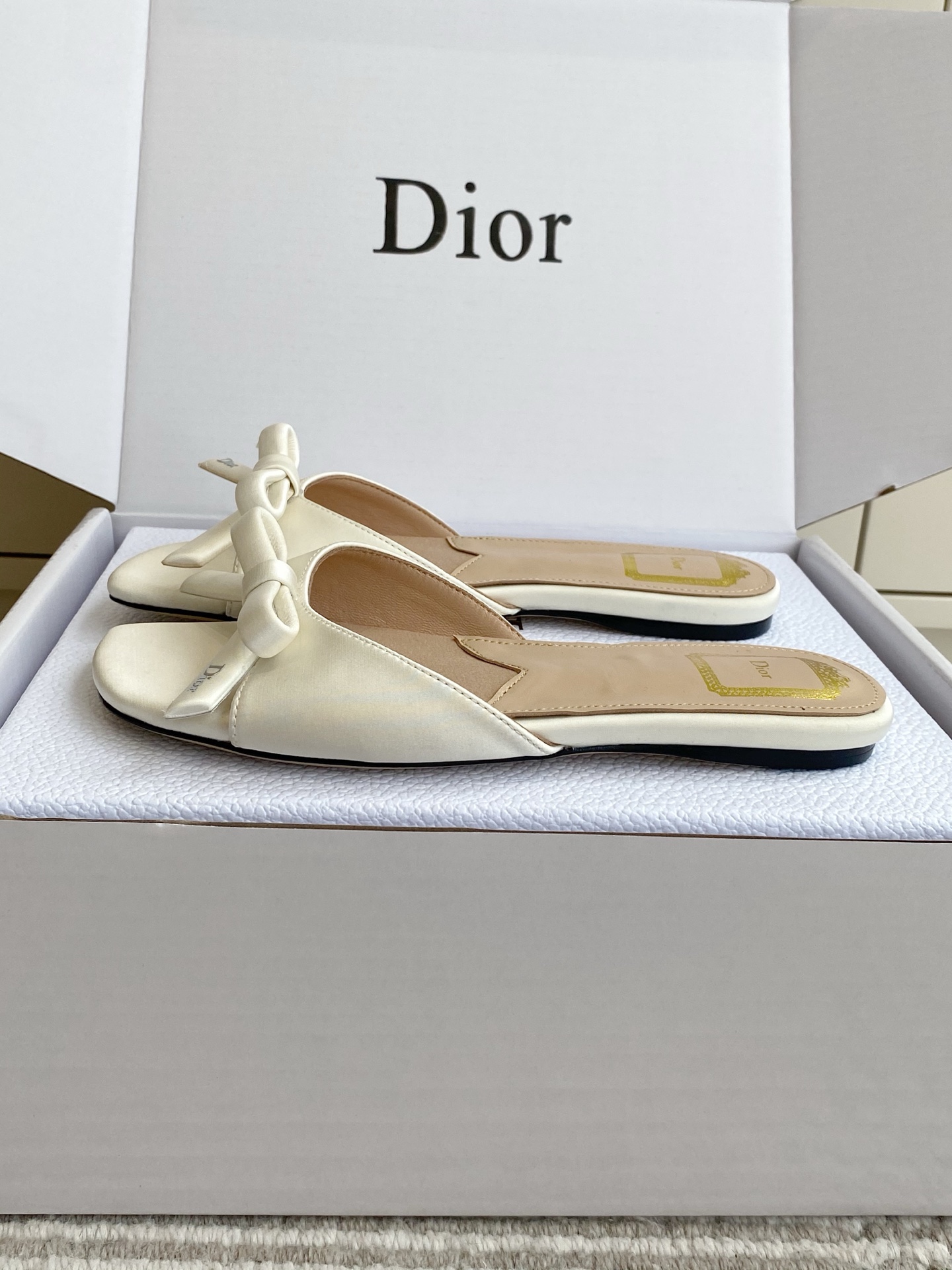 디올 신발 129093 Dior Shoes 썸네일 이미지