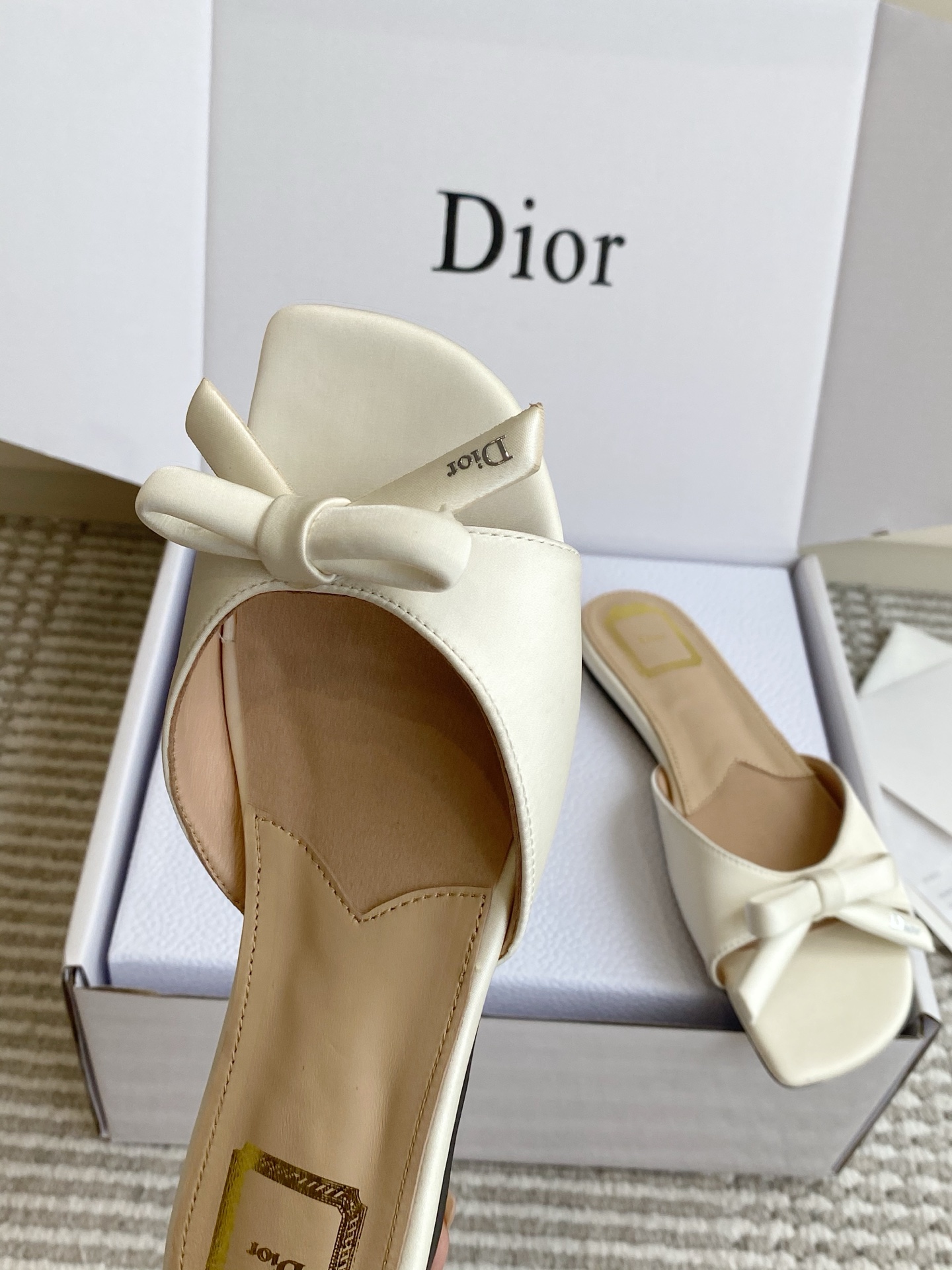 디올 신발 129093 Dior Shoes 썸네일 이미지