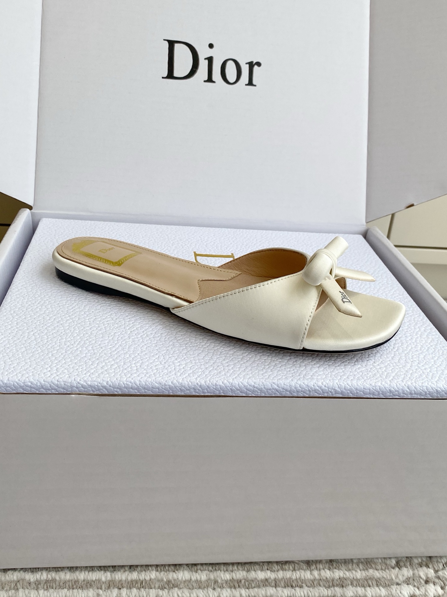 디올 신발 129093 Dior Shoes 썸네일 이미지