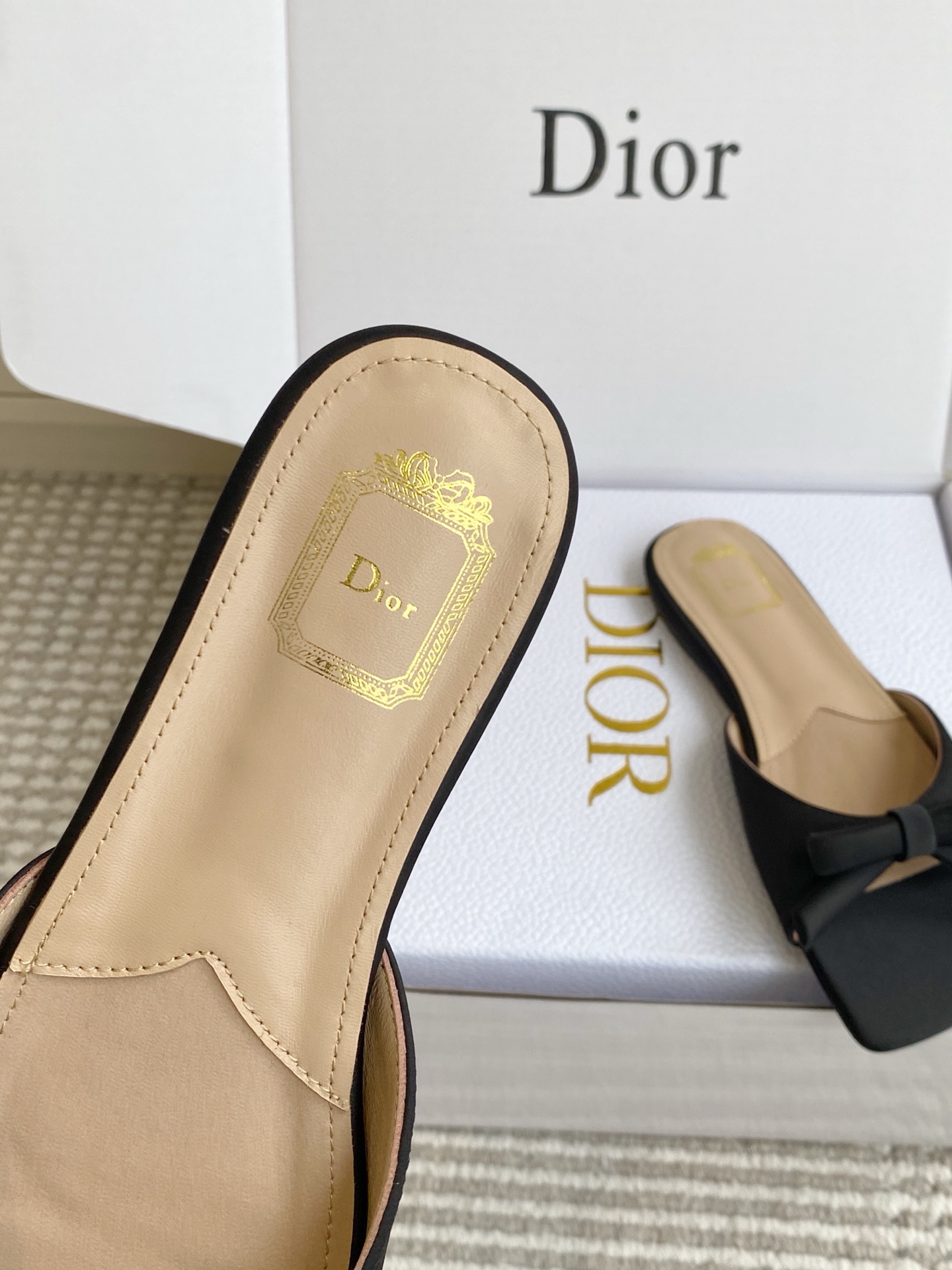 디올 신발 129092 Dior Shoes 썸네일 이미지