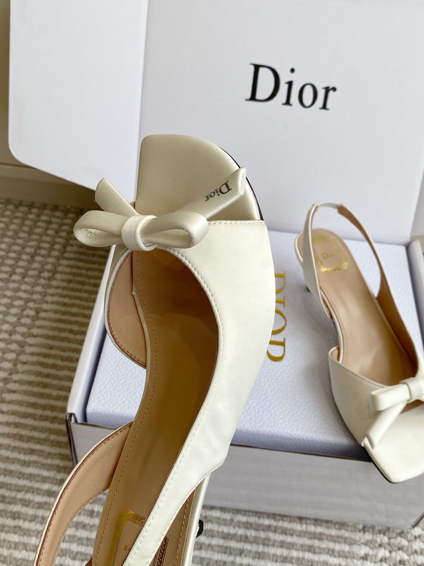디올 신발 129086 Dior Shoes 썸네일 이미지