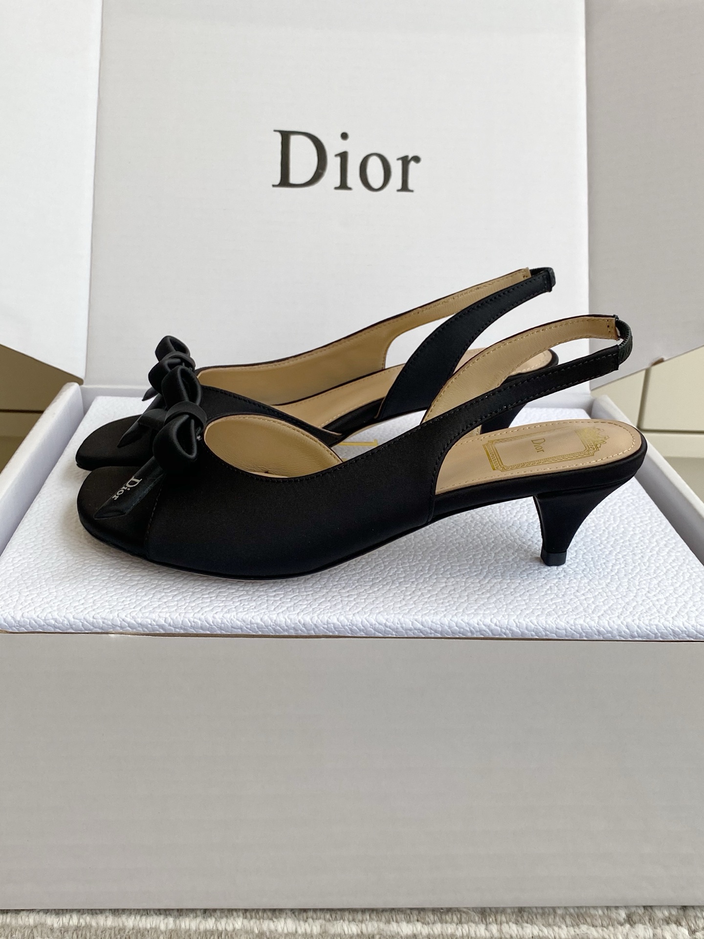 디올 신발 129085 Dior Shoes 썸네일 이미지