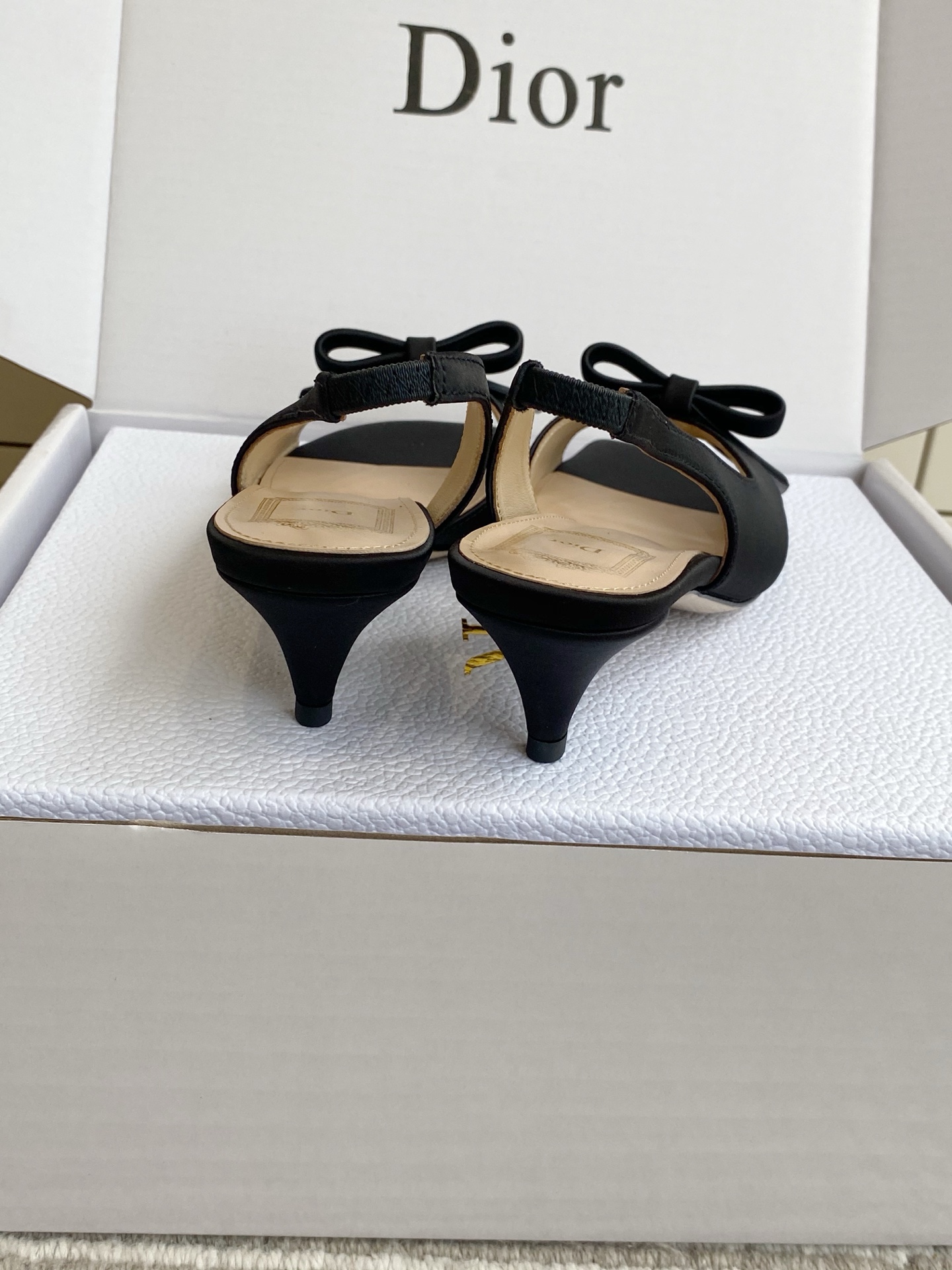 디올 신발 129085 Dior Shoes 썸네일 이미지
