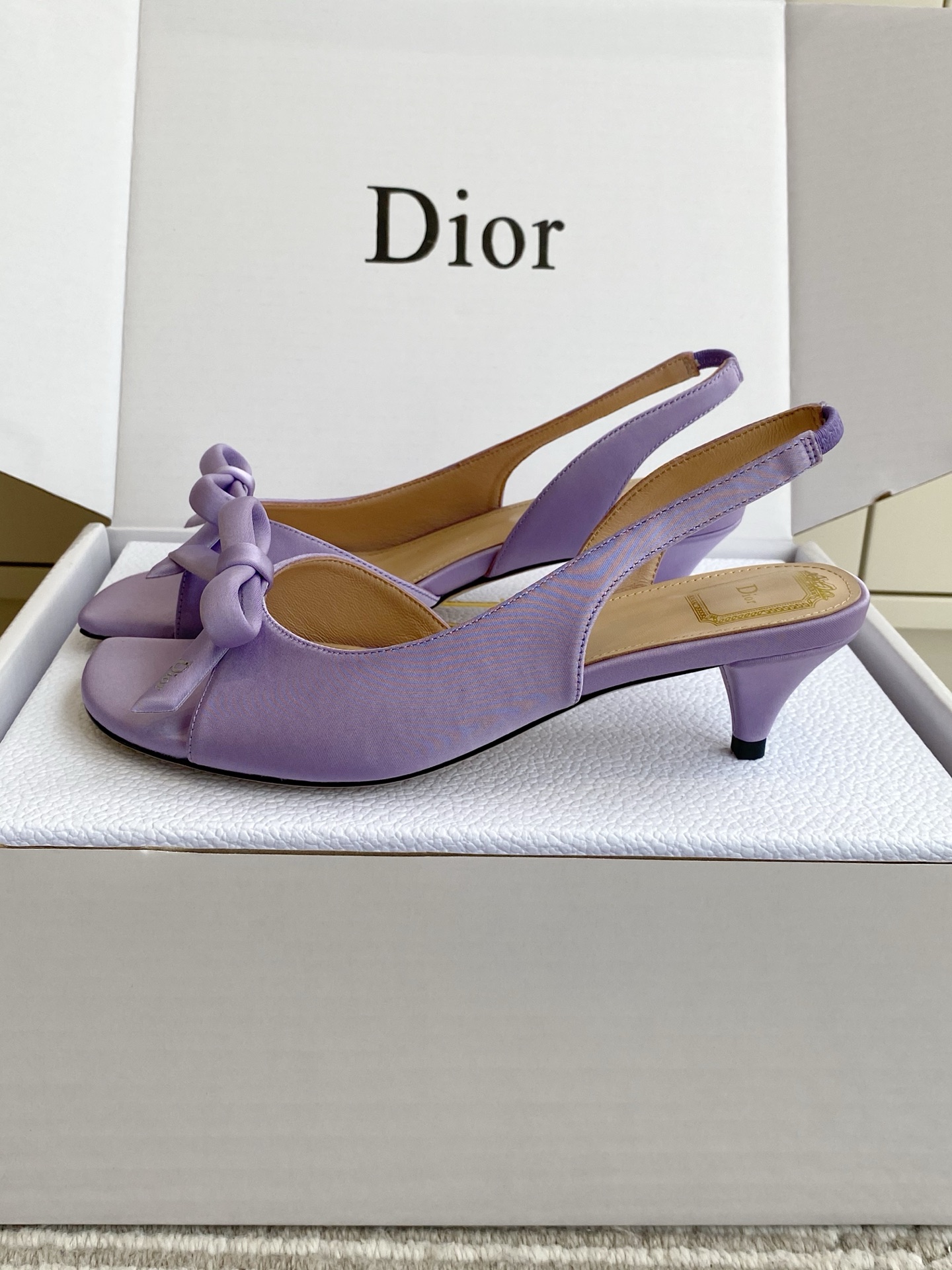 디올 신발 129084 Dior Shoes 썸네일 이미지
