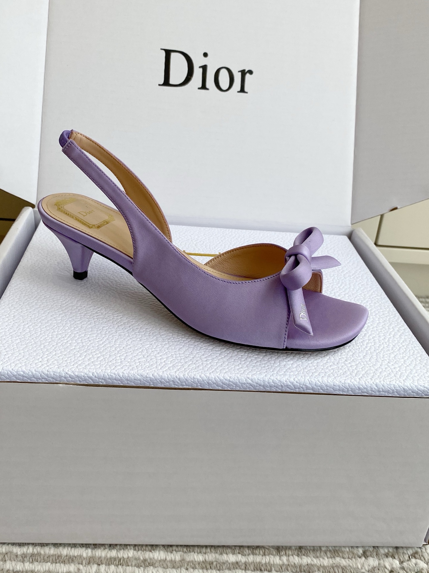 디올 신발 129084 Dior Shoes 썸네일 이미지