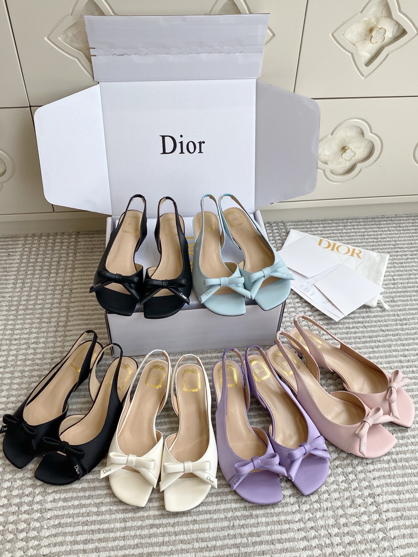 NO:923620,Dior · bow cat heel empty back sandals, slippers sandals, dior, sandals, slippers19860909Dior·蝴蝶结猫跟后空凉鞋,拖鞋凉鞋,dior,sandals,slippers,Women's Shoes