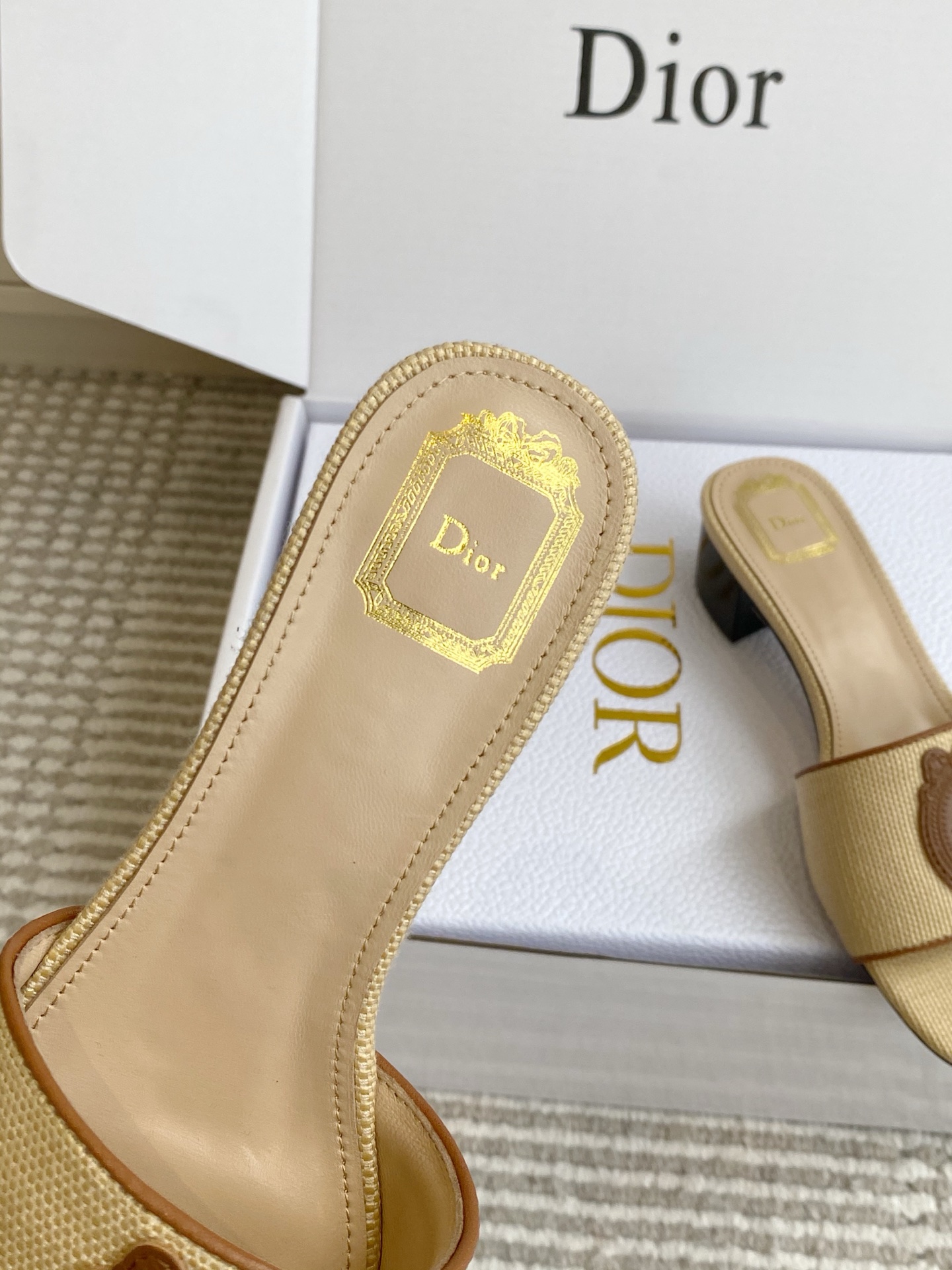 디올 신발 129082 Dior Shoes 썸네일 이미지