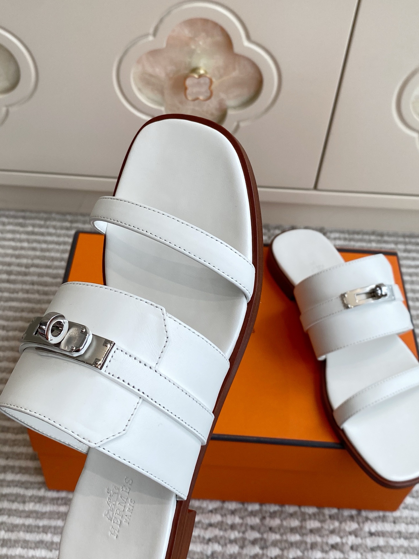 에르메스 신발 129107 Hermes Shoes 썸네일 이미지