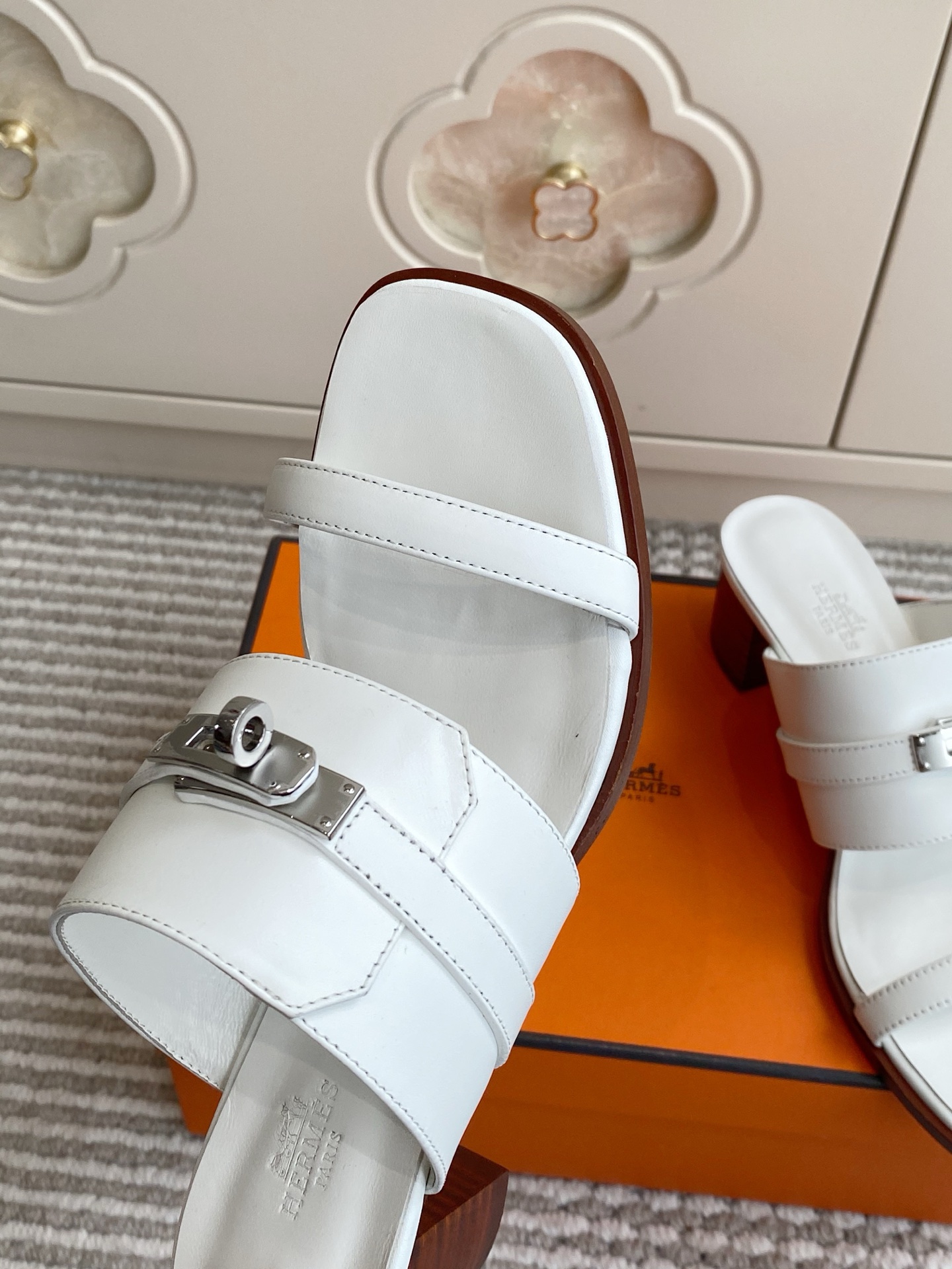 에르메스 신발 129106 Hermes Shoes 썸네일 이미지
