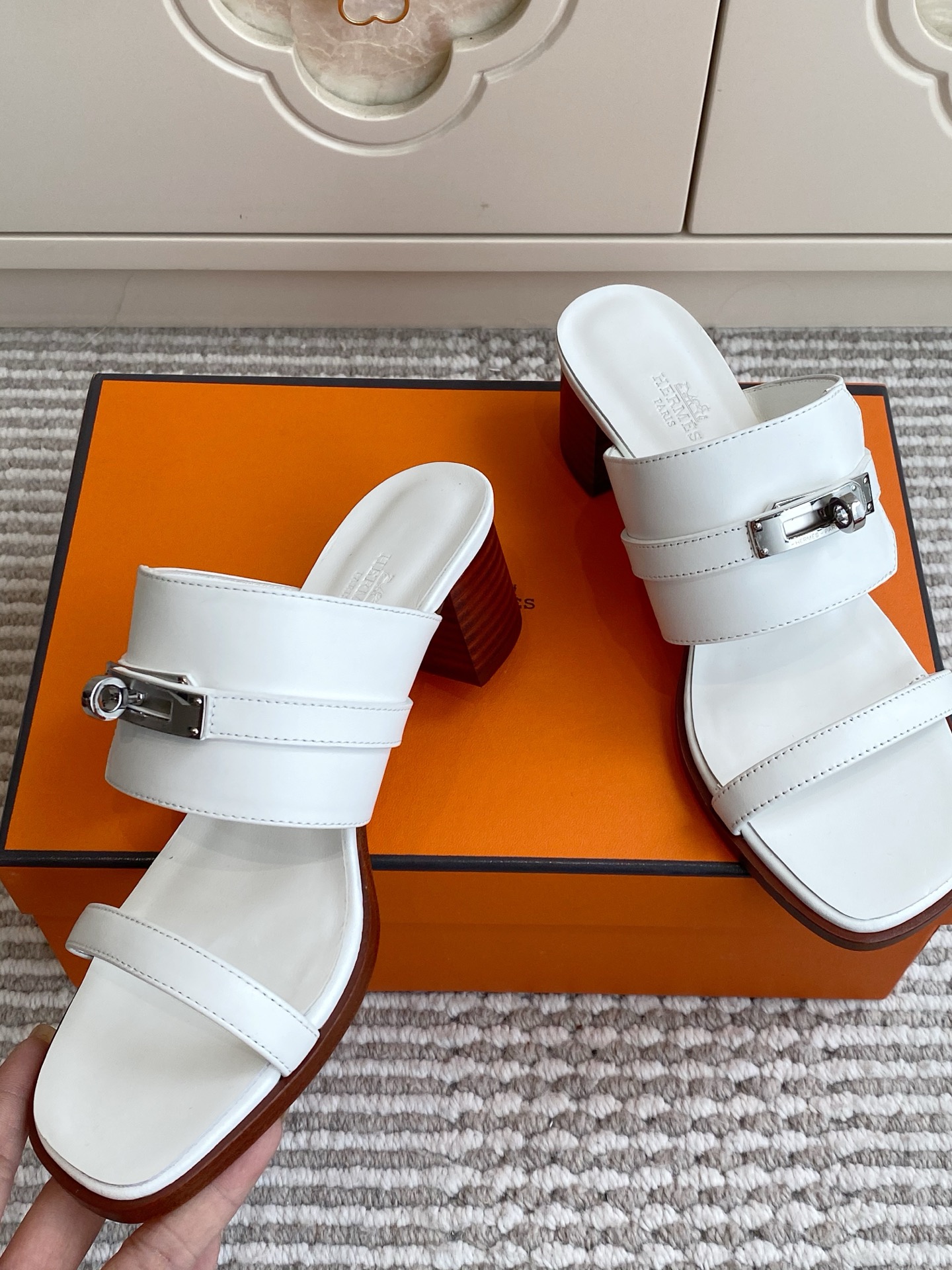 에르메스 신발 129106 Hermes Shoes 썸네일 이미지