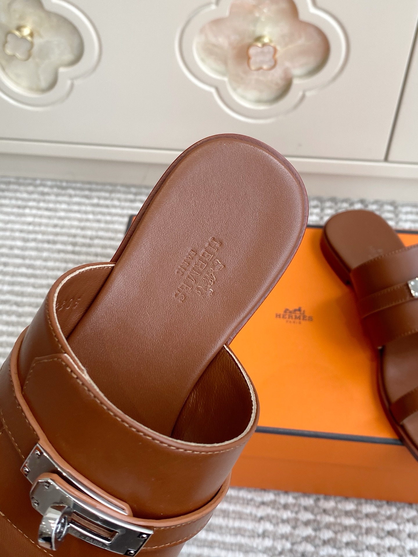 에르메스 신발 129105 Hermes Shoes 썸네일 이미지