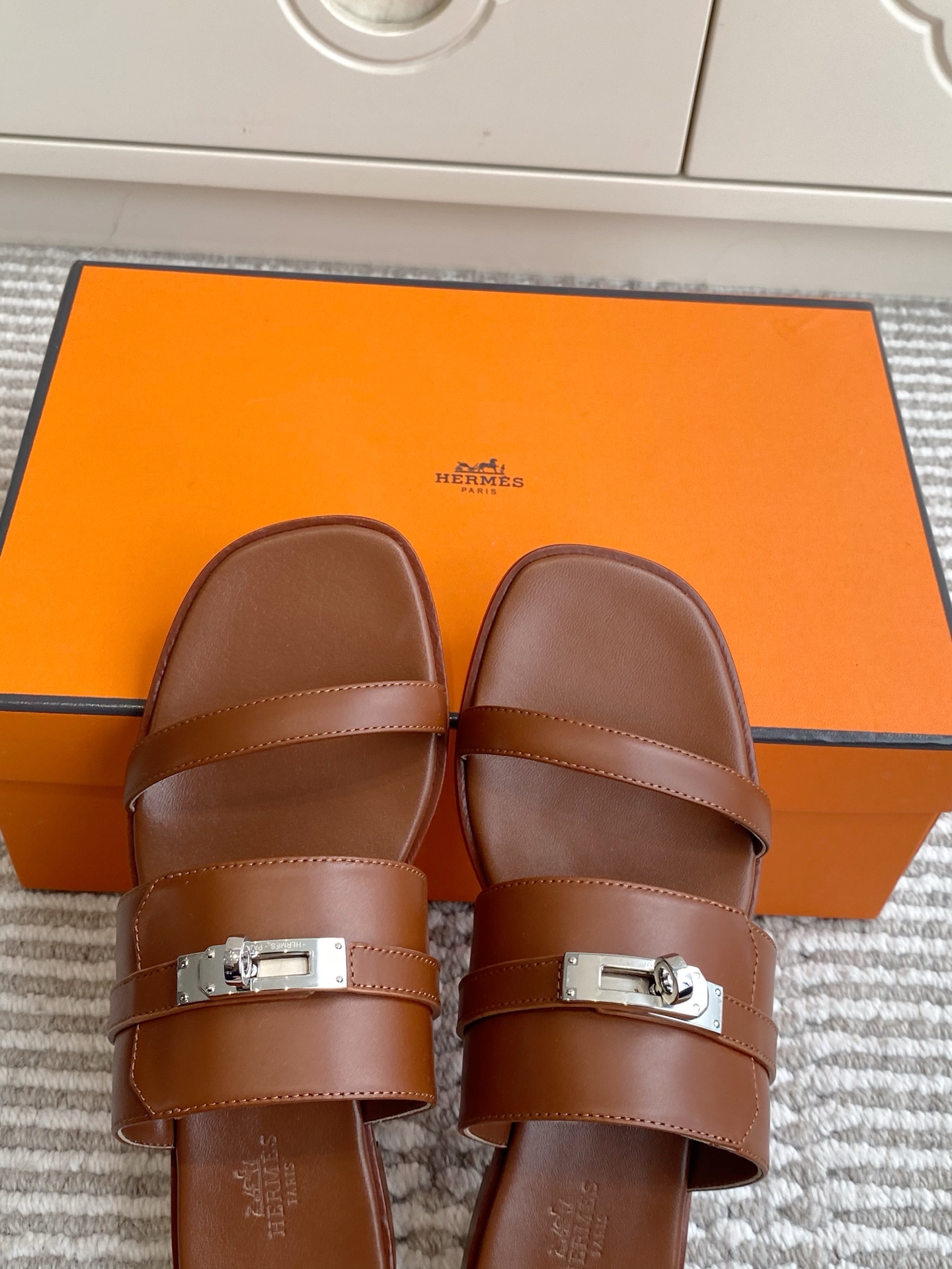 에르메스 신발 129105 Hermes Shoes 썸네일 이미지